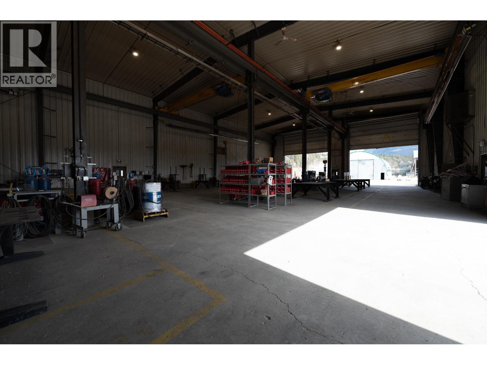 9100 Grainger Road, Canal Flats, British Columbia  V0B 1B0 - Photo 28 - 10382233