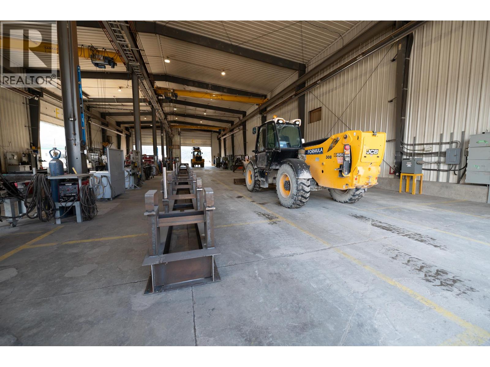 9100 Grainger Road, Canal Flats, British Columbia  V0B 1B0 - Photo 35 - 10382233