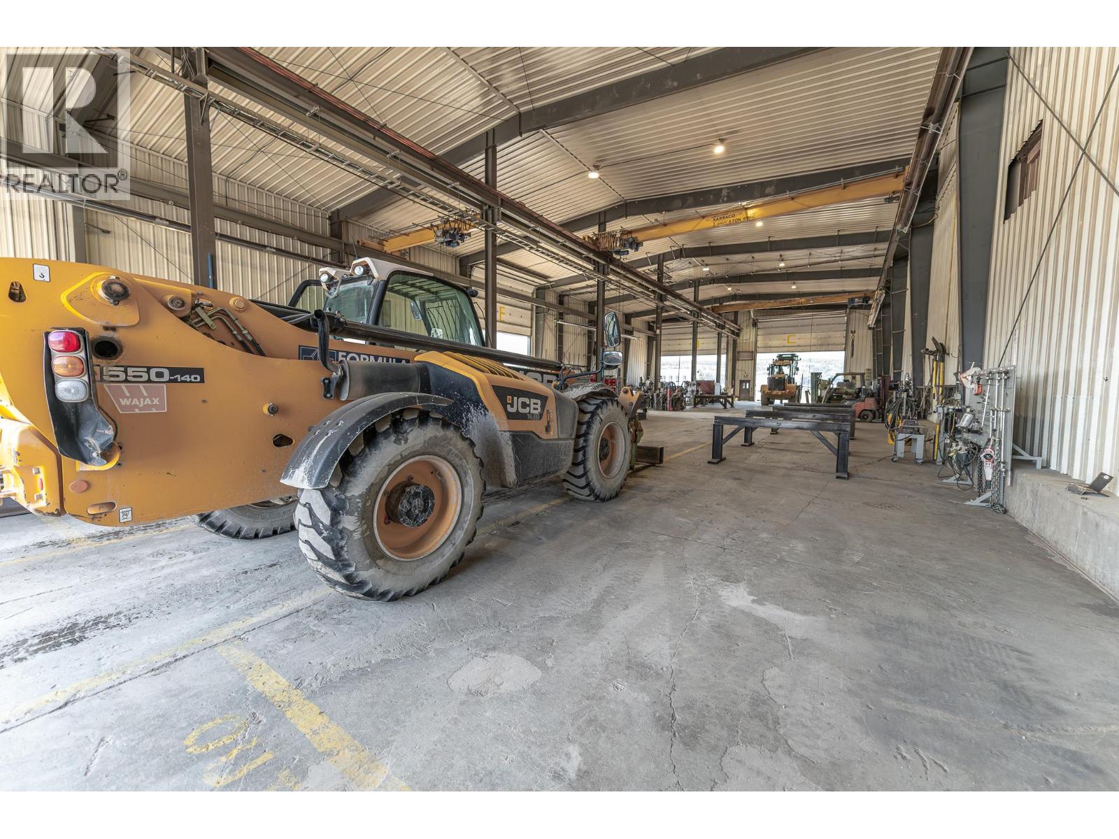 9100 Grainger Road, Canal Flats, British Columbia  V0B 1B0 - Photo 36 - 10382233