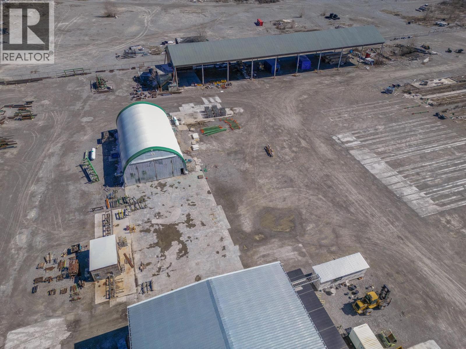 9100 Grainger Road, Canal Flats, British Columbia  V0B 1B0 - Photo 51 - 10382233