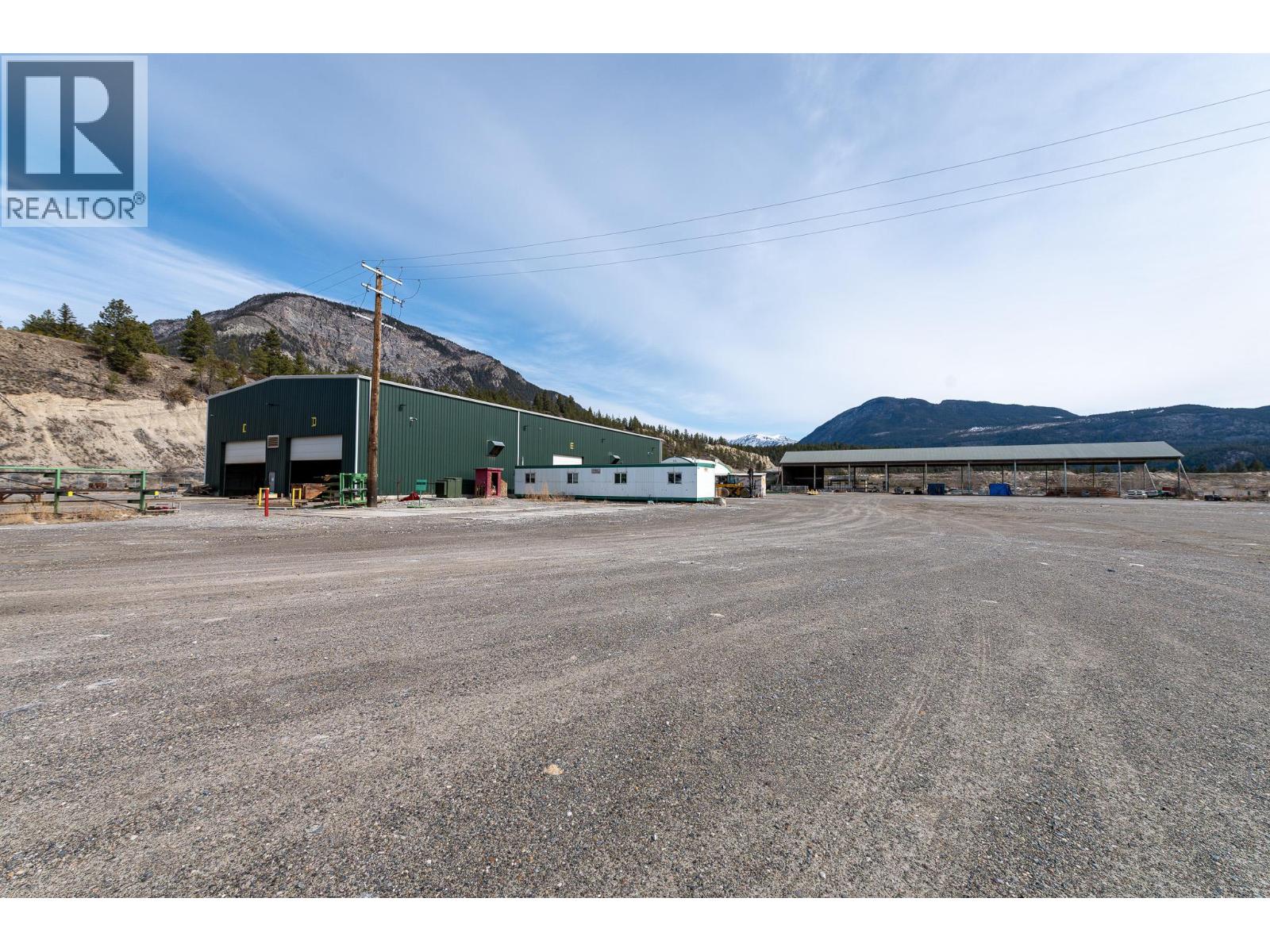 9100 Grainger Road, Canal Flats, British Columbia  V0B 1B0 - Photo 58 - 10382233