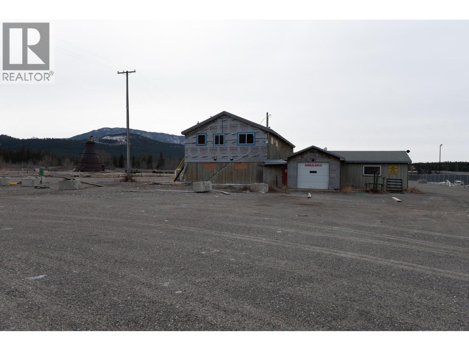 9100 Grainger Road, Canal Flats, British Columbia  V0B 1B0 - Photo 62 - 10382233