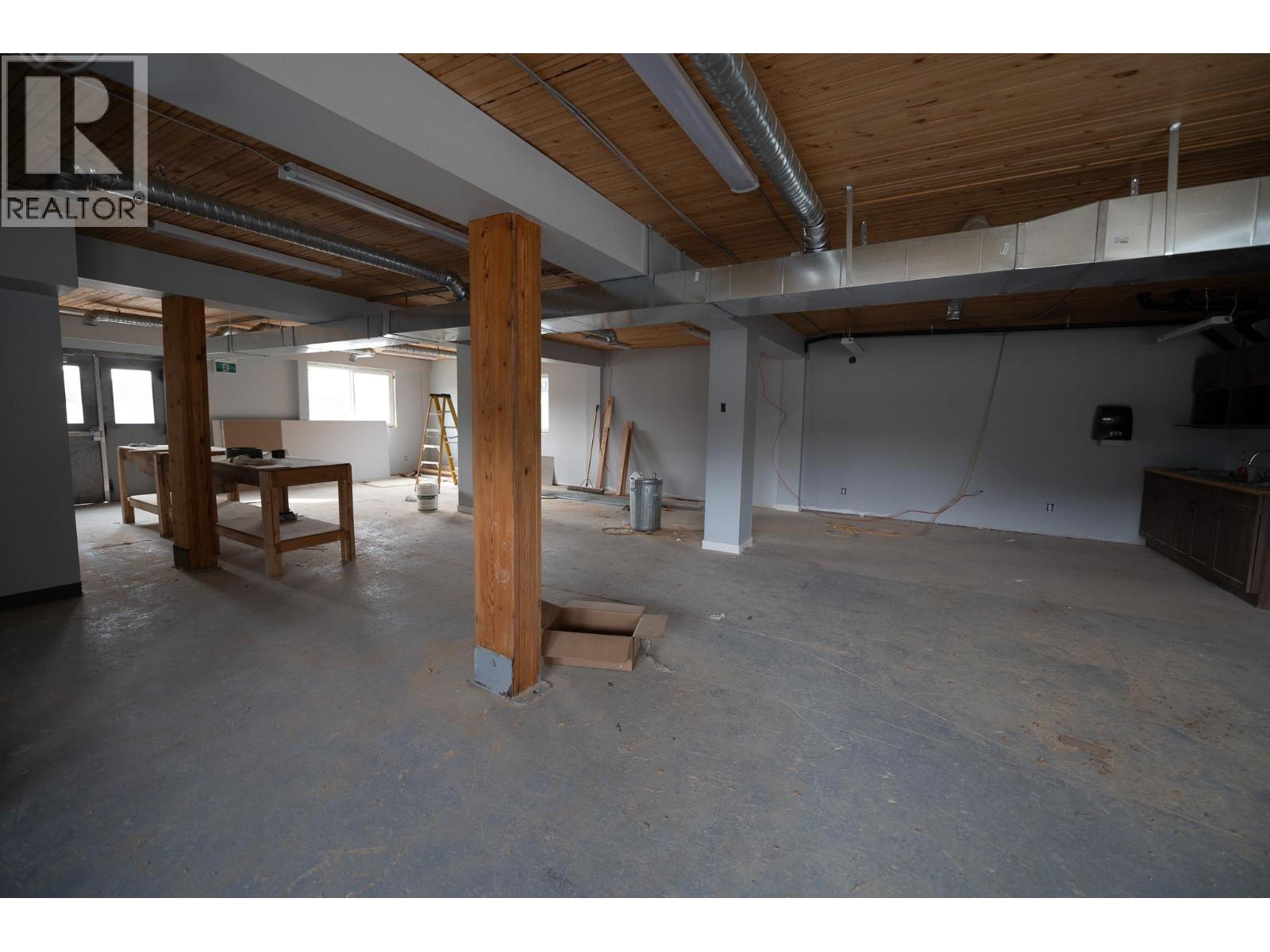 9100 Grainger Road, Canal Flats, British Columbia  V0B 1B0 - Photo 65 - 10382233