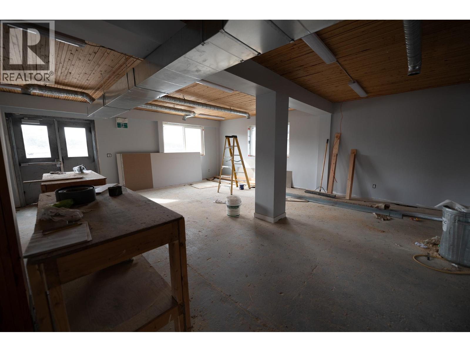 9100 Grainger Road, Canal Flats, British Columbia  V0B 1B0 - Photo 66 - 10382233