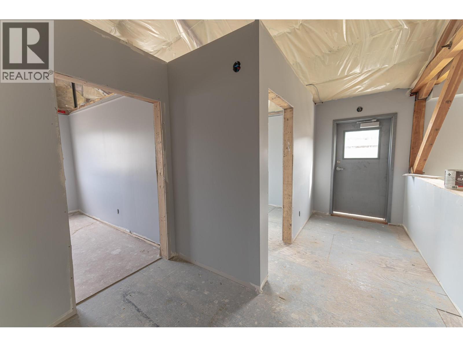 9100 Grainger Road, Canal Flats, British Columbia  V0B 1B0 - Photo 74 - 10382233