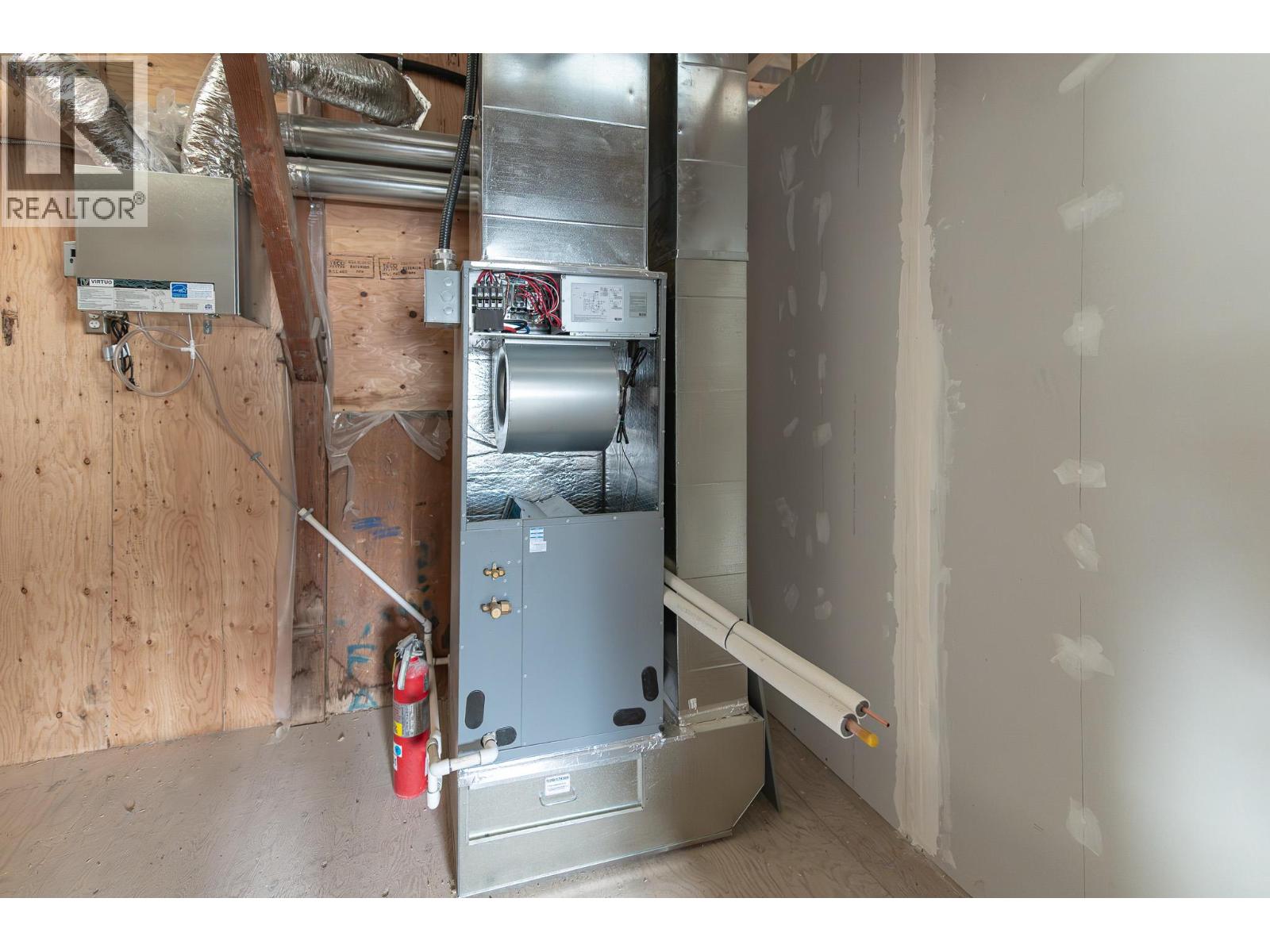 9100 Grainger Road, Canal Flats, British Columbia  V0B 1B0 - Photo 76 - 10382233