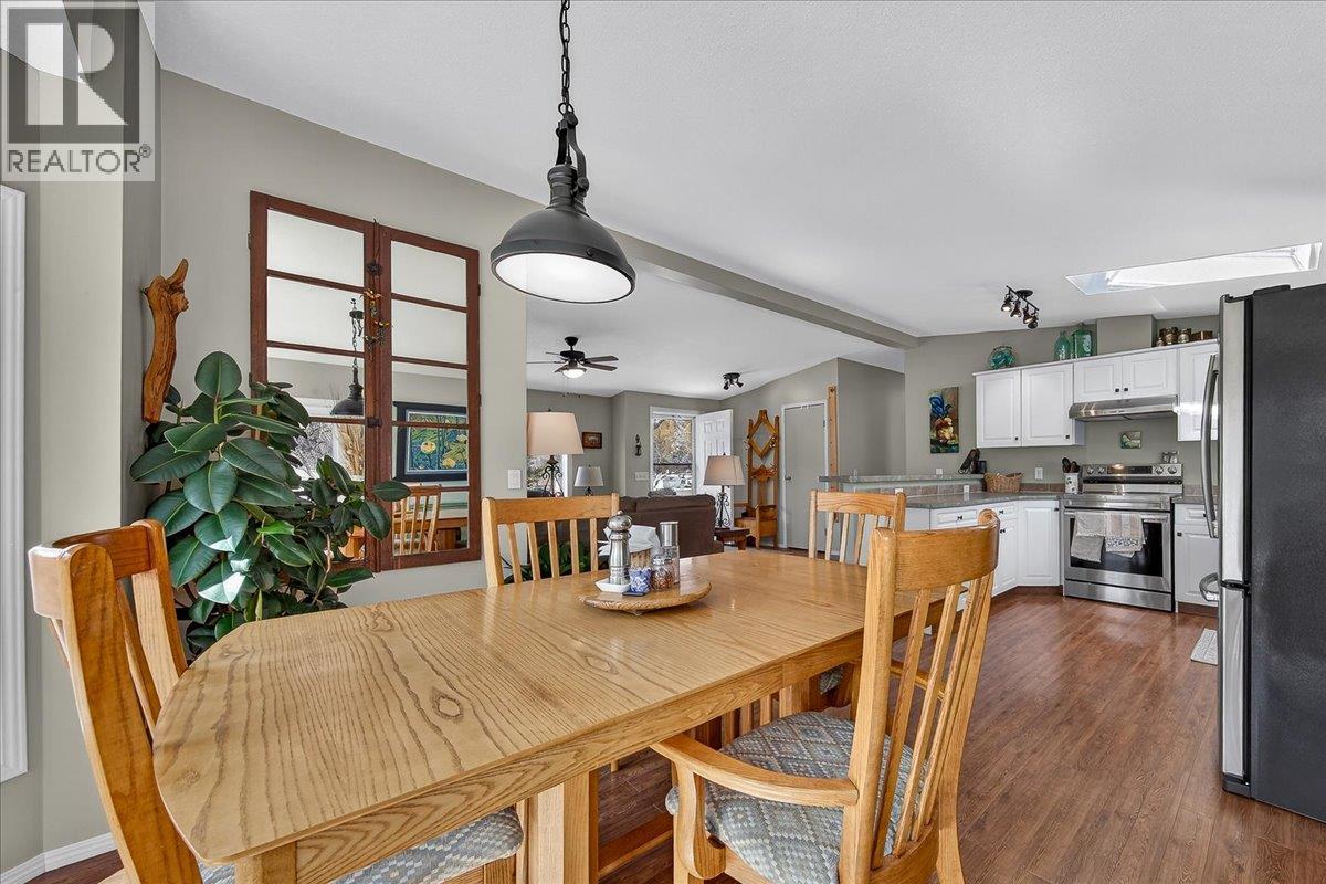 1474 93 95 Highway, Windermere, British Columbia  V0B 2L1 - Photo 14 - 10382216