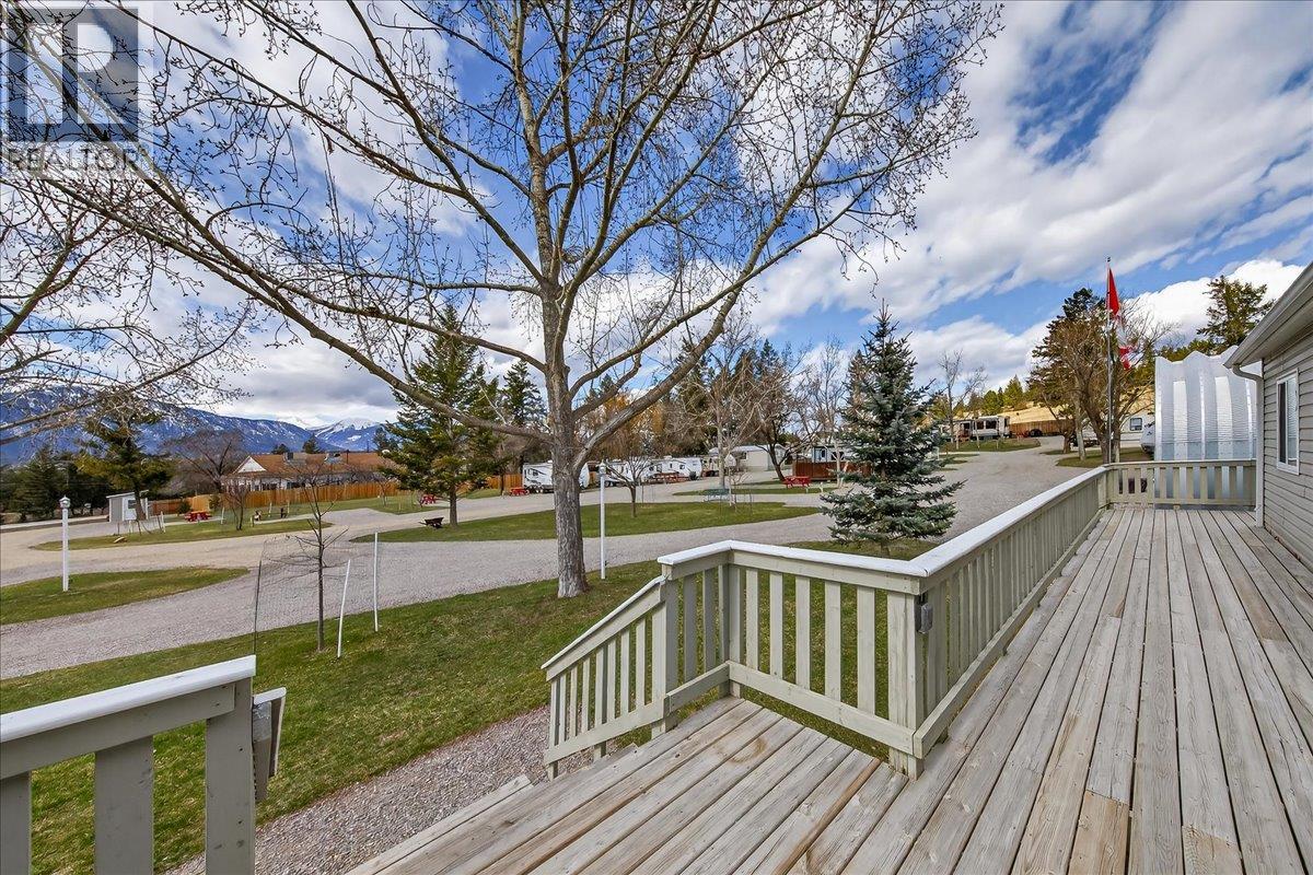 1474 93 95 Highway, Windermere, British Columbia  V0B 2L1 - Photo 32 - 10382216