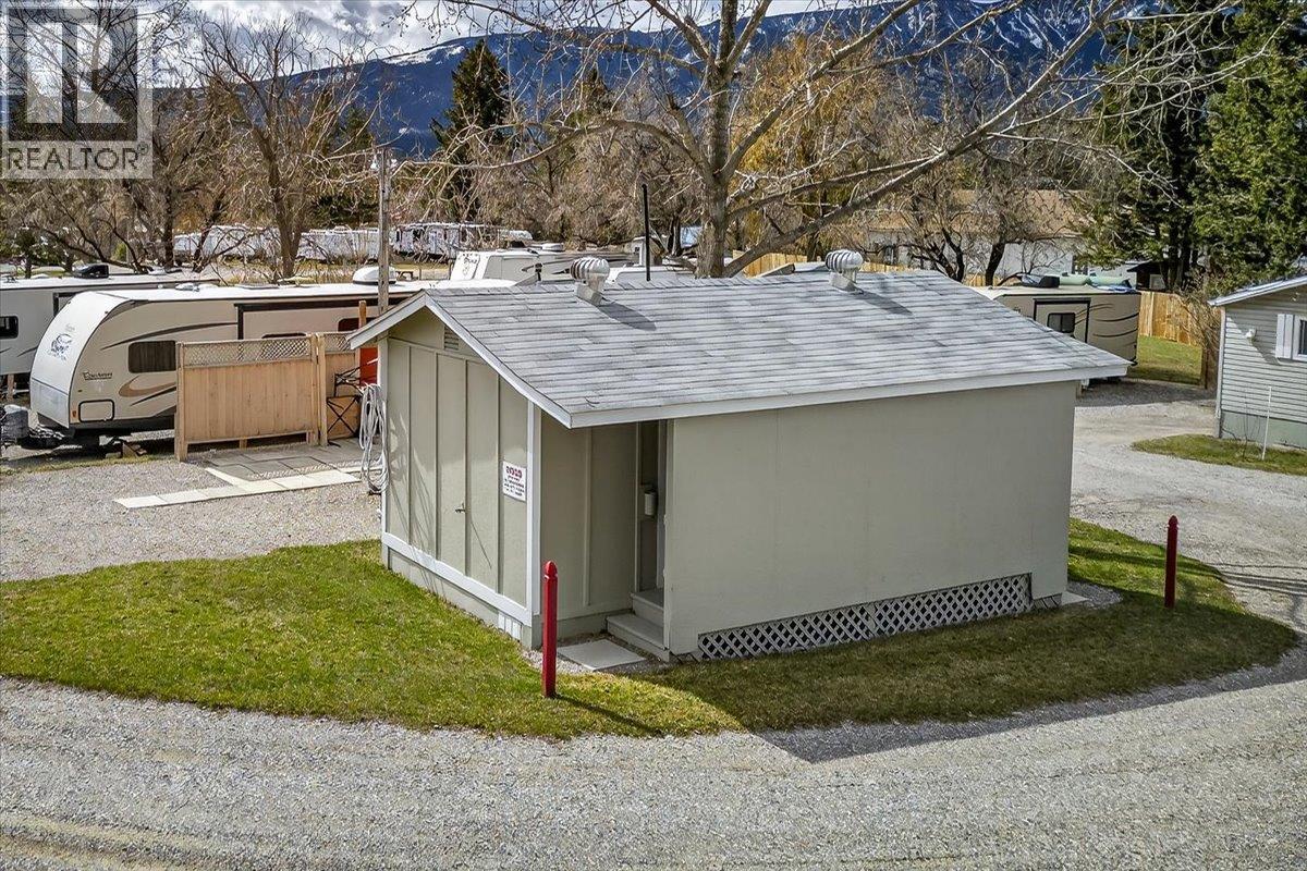 1474 93 95 Highway, Windermere, British Columbia  V0B 2L1 - Photo 40 - 10382216