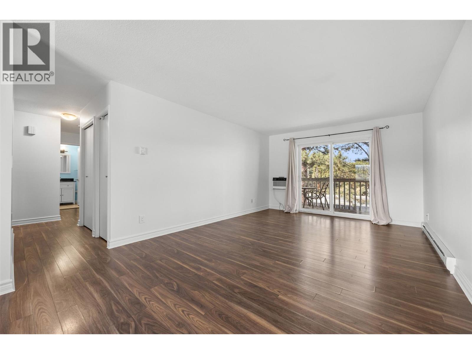 135 Woods Road Unit# 201, Kelowna, British Columbia  V1X 6Z3 - Photo 3 - 10381203