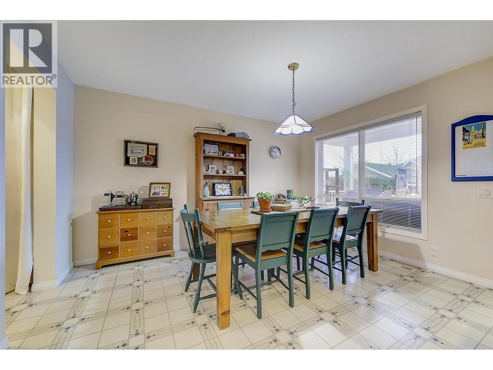 5280 Allenby Lane, Kelowna, British Columbia  V1W 4T8 - Photo 11 - 10382268