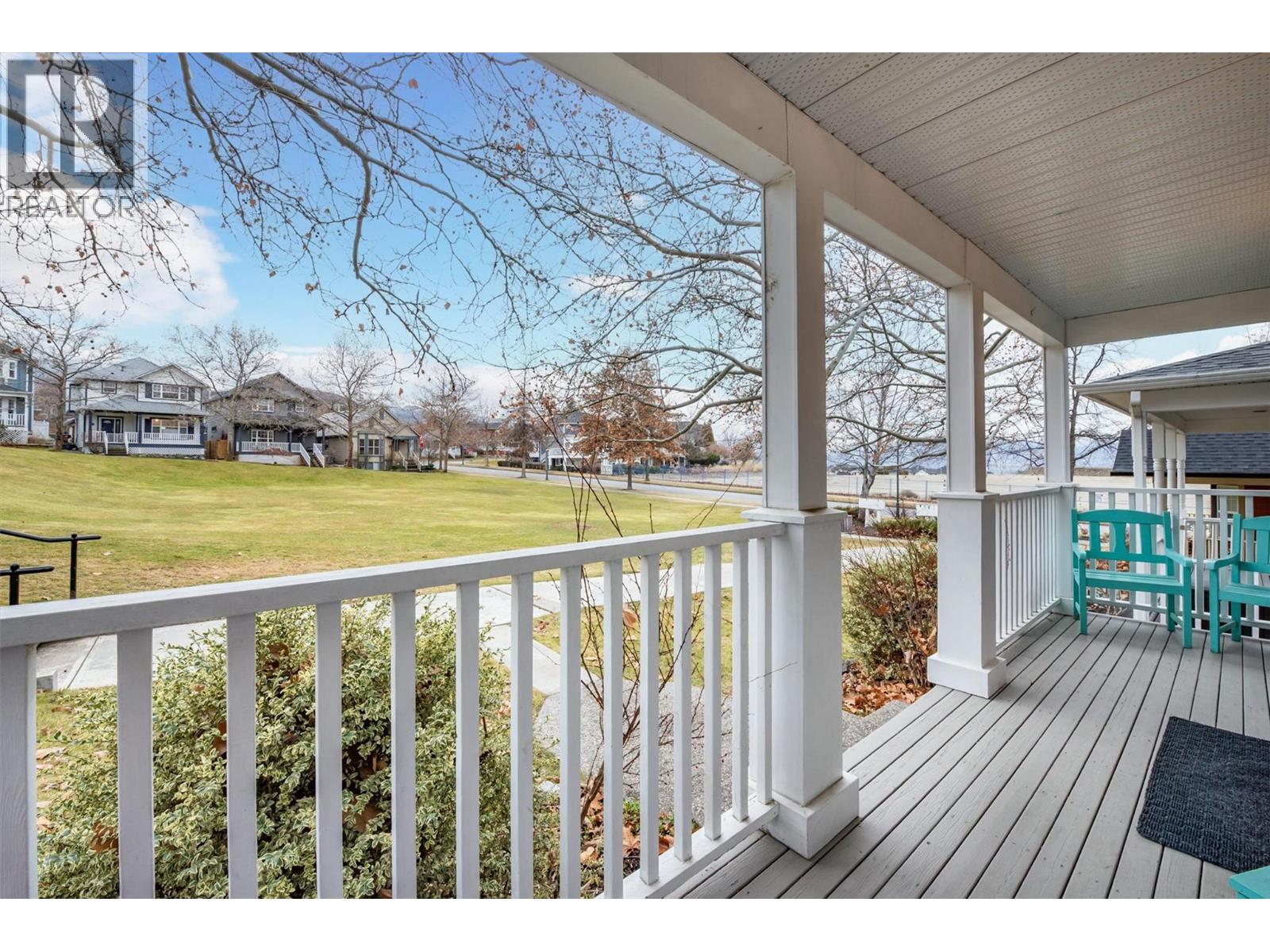 5280 Allenby Lane, Kelowna, British Columbia  V1W 4T8 - Photo 3 - 10382268