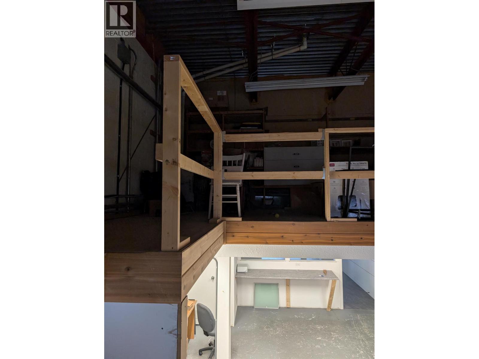 2809 44 Avenue, Vernon, British Columbia  V1T 7P4 - Photo 2 - 10382223