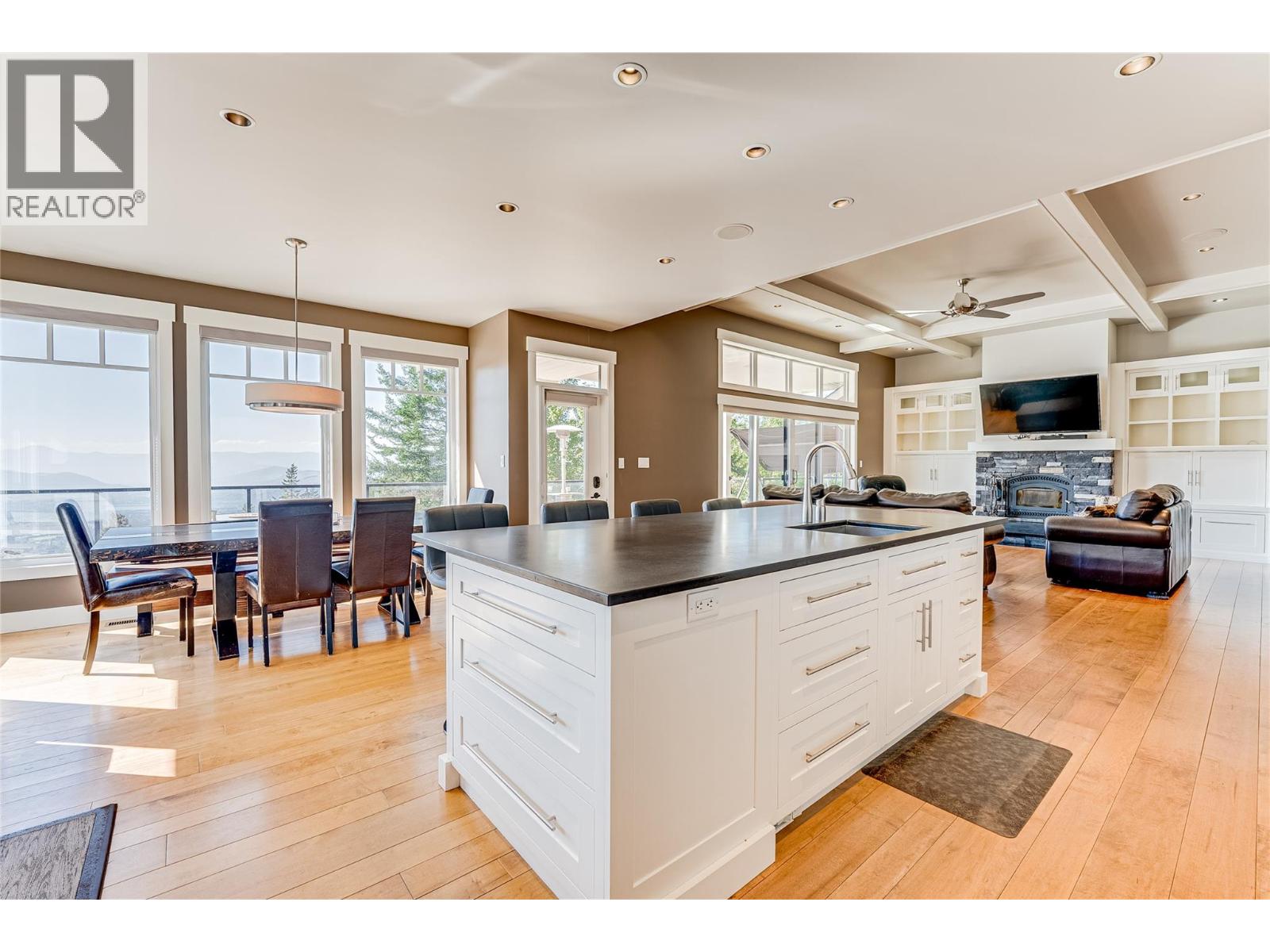 6054 Lynx Drive, Vernon, British Columbia  V1B 3J5 - Photo 24 - 10378055