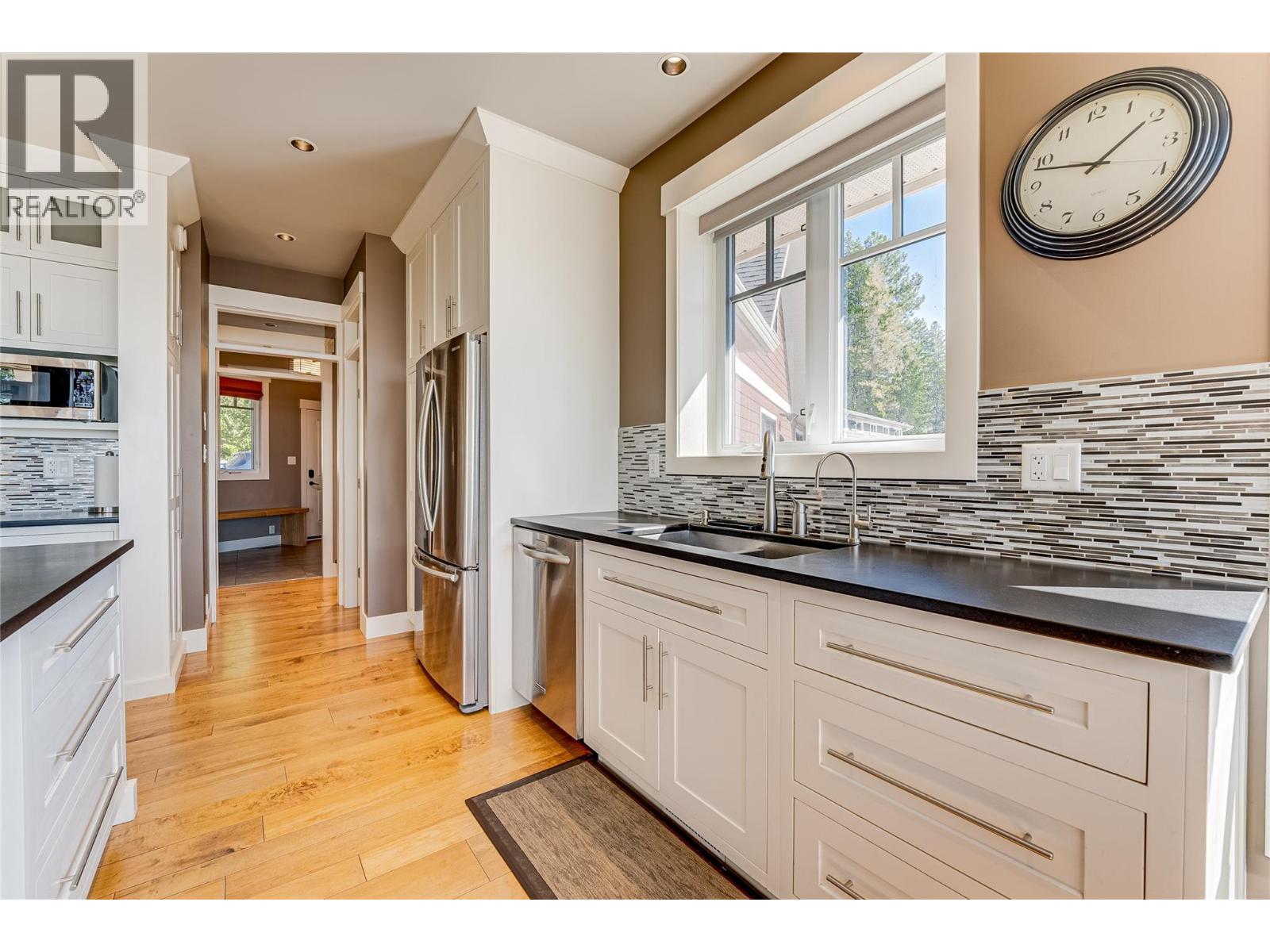 6054 Lynx Drive, Vernon, British Columbia  V1B 3J5 - Photo 26 - 10378055