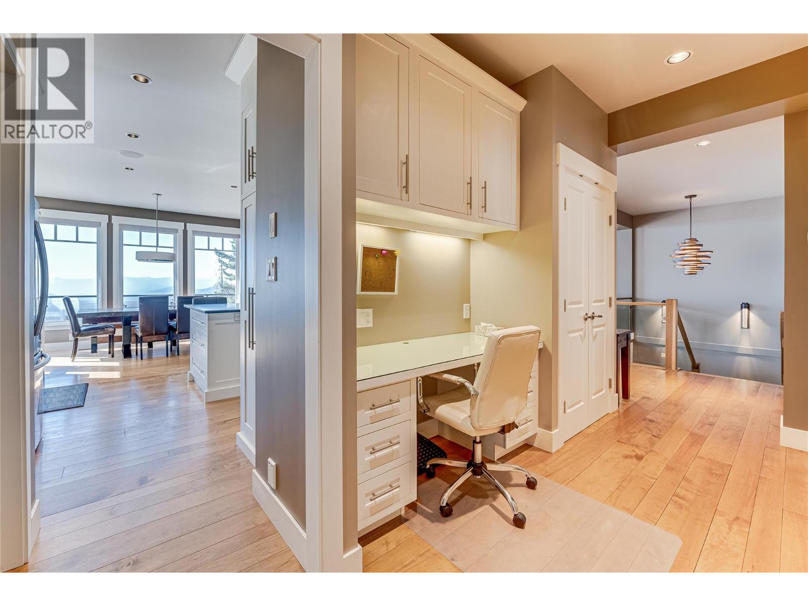 6054 Lynx Drive, Vernon, British Columbia  V1B 3J5 - Photo 28 - 10378055