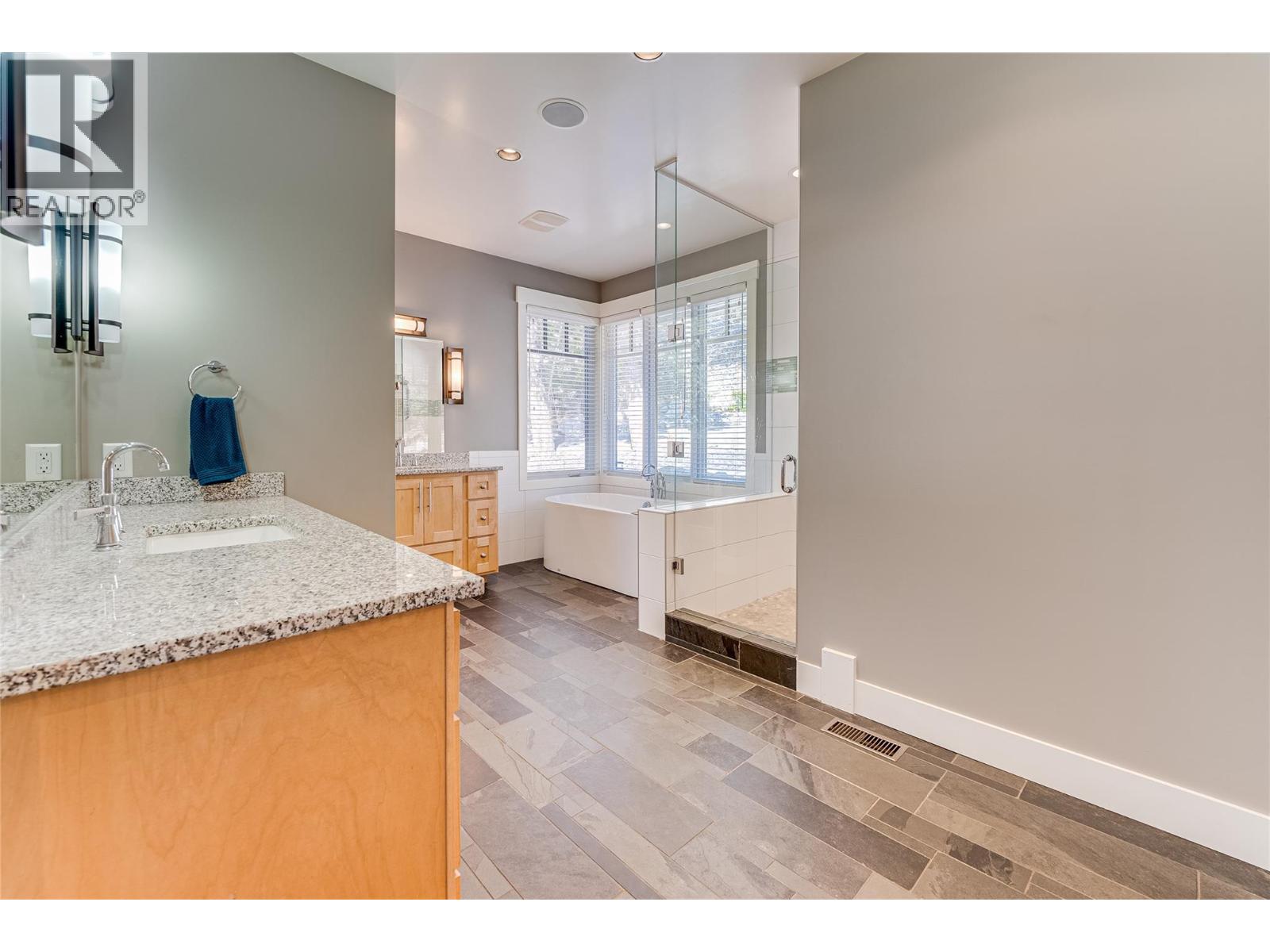 6054 Lynx Drive, Vernon, British Columbia  V1B 3J5 - Photo 32 - 10378055