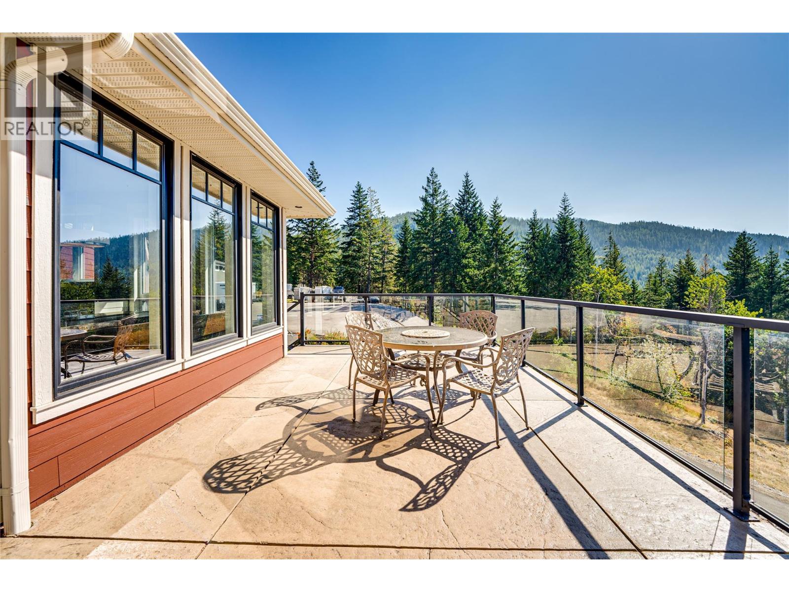 6054 Lynx Drive, Vernon, British Columbia  V1B 3J5 - Photo 42 - 10378055