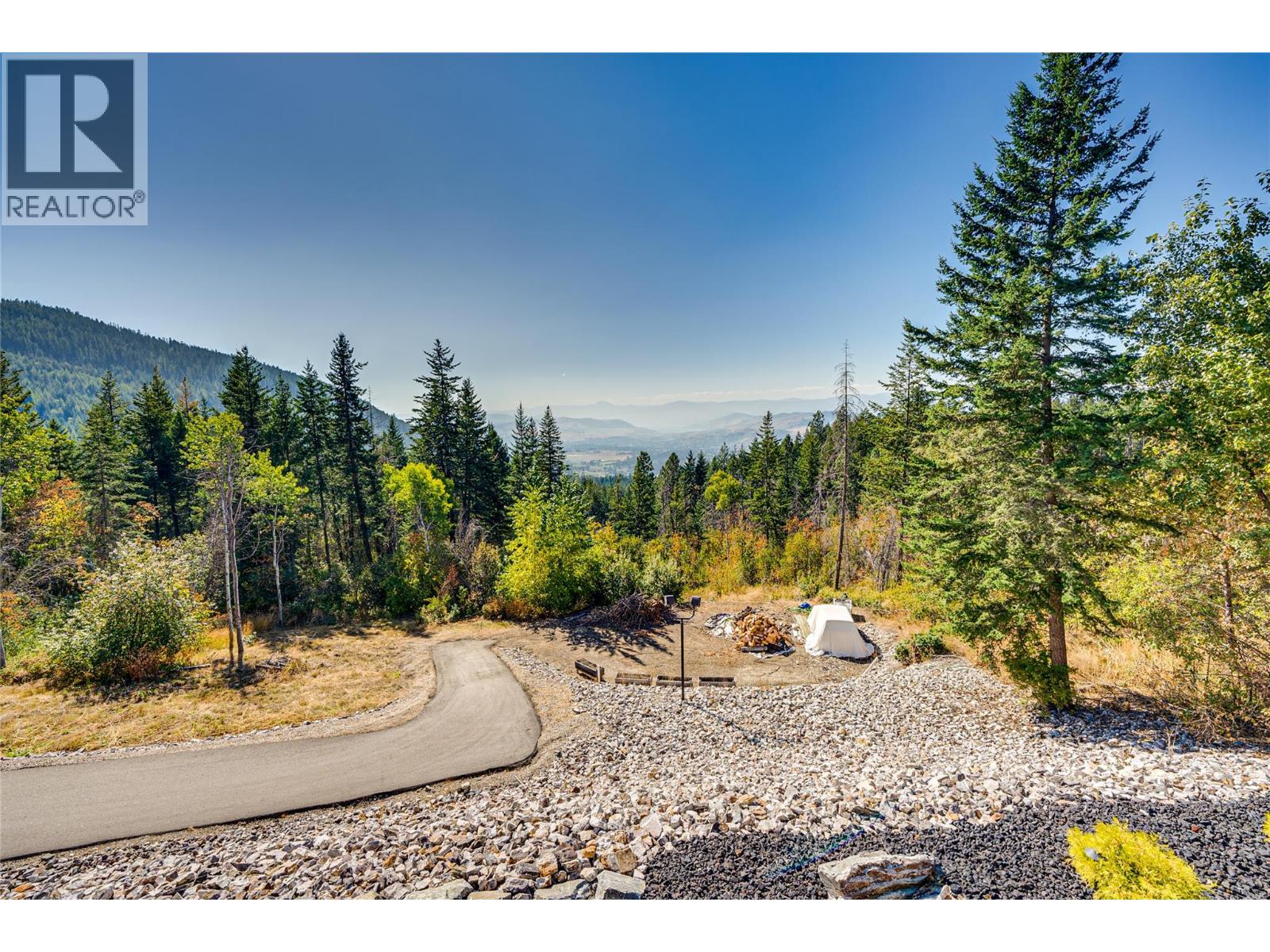 6054 Lynx Drive, Vernon, British Columbia  V1B 3J5 - Photo 77 - 10378055