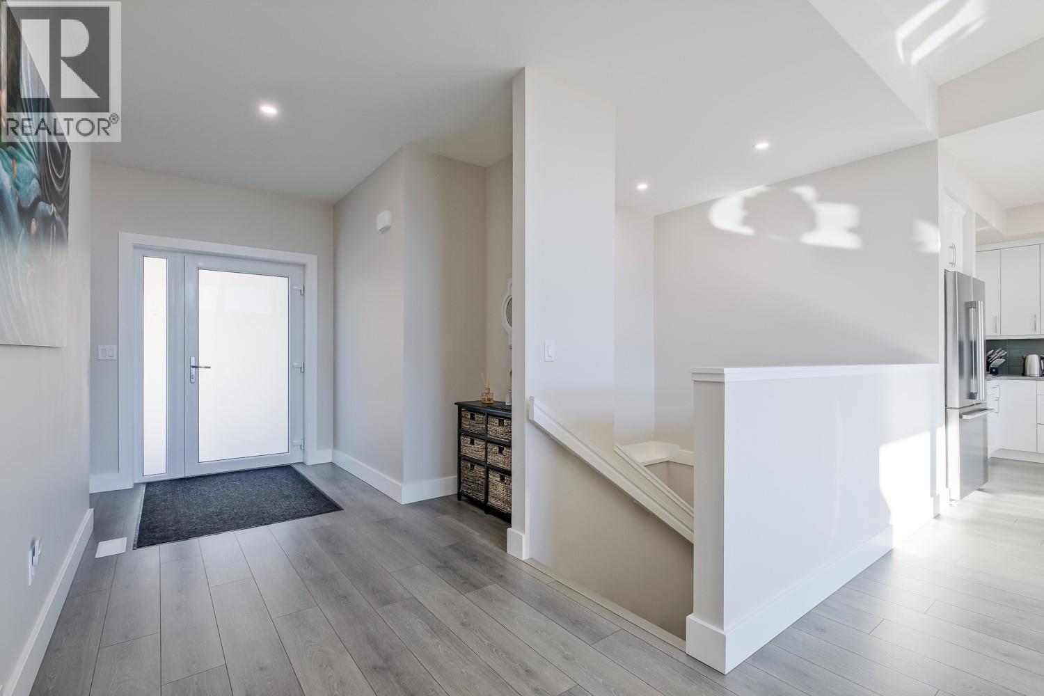 104 Skaha Bench Way, Penticton, British Columbia  V2A 0G8 - Photo 4 - 10382320