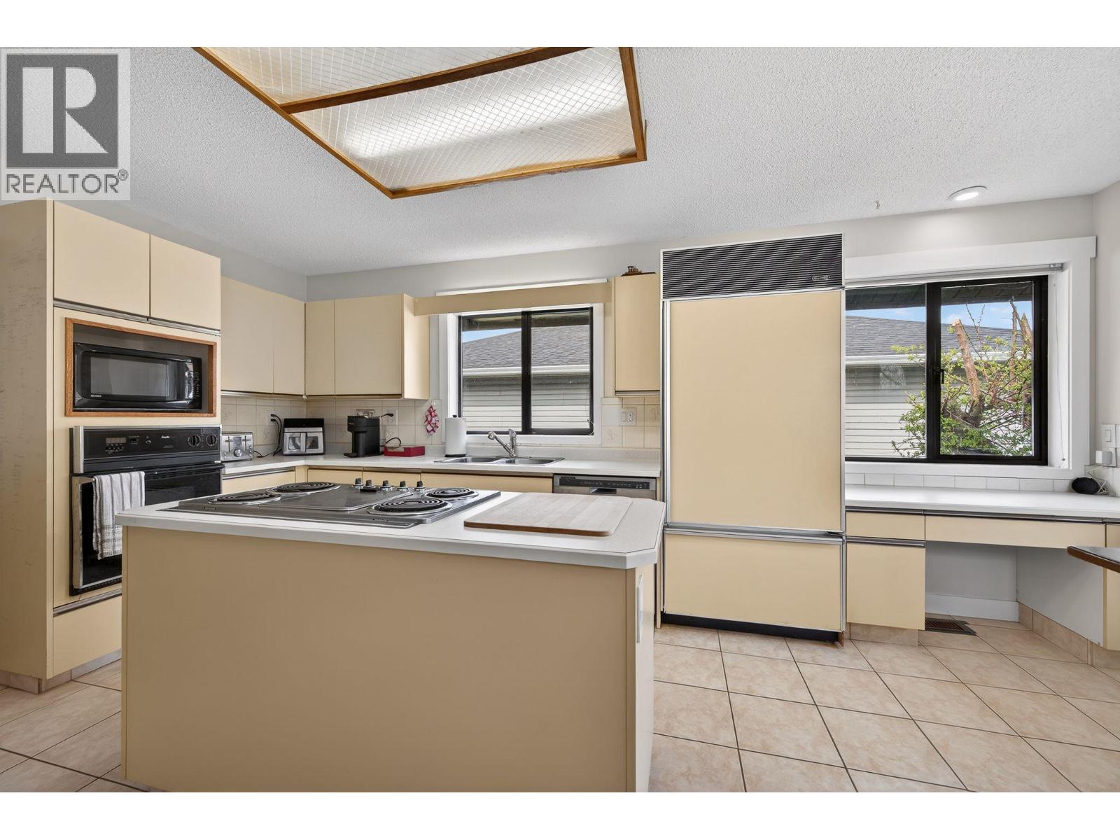 6948 Furrer Road, Kamloops, British Columbia  V2C 4V9 - Photo 14 - 10382057