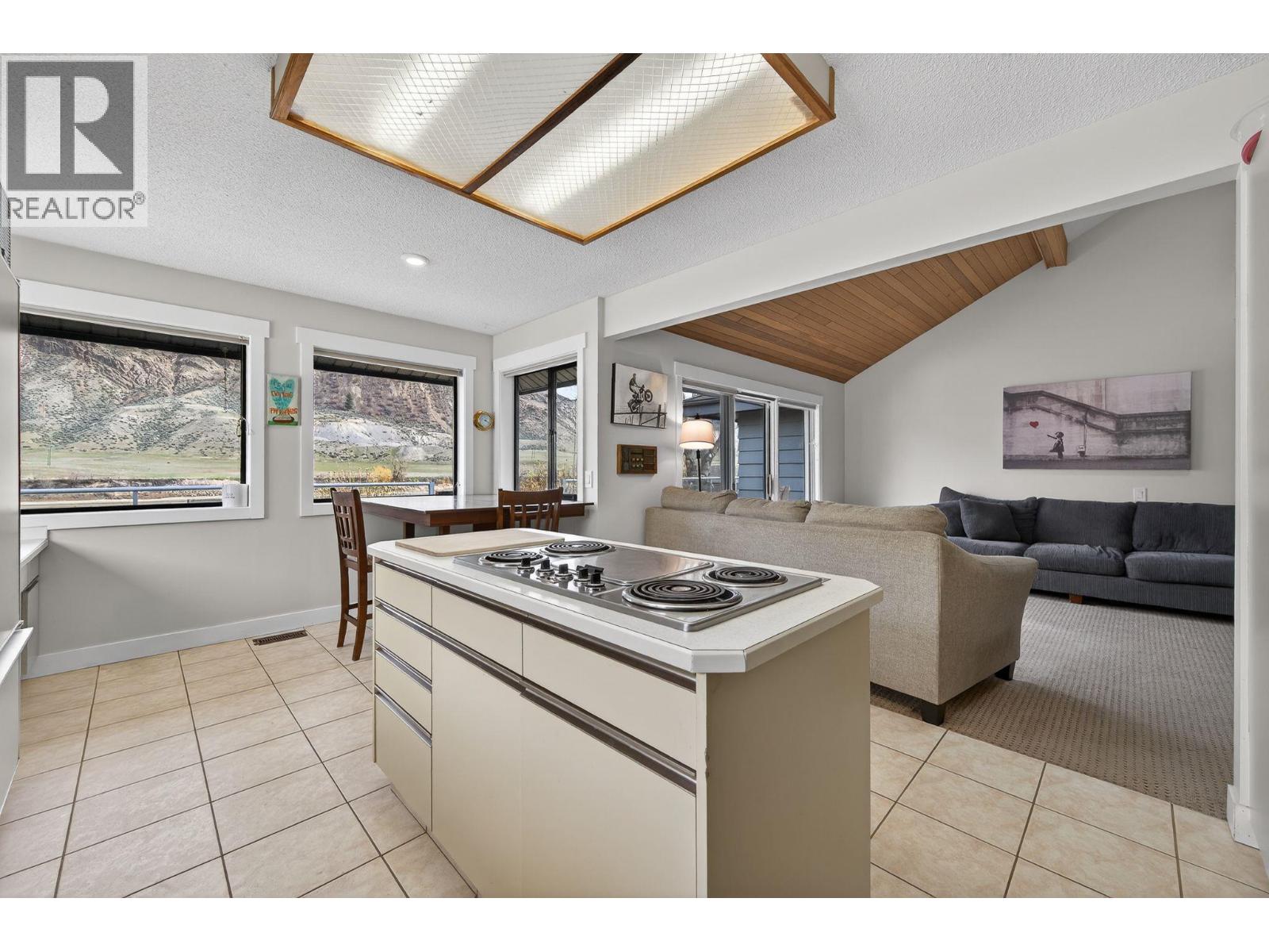 6948 Furrer Road, Kamloops, British Columbia  V2C 4V9 - Photo 16 - 10382057