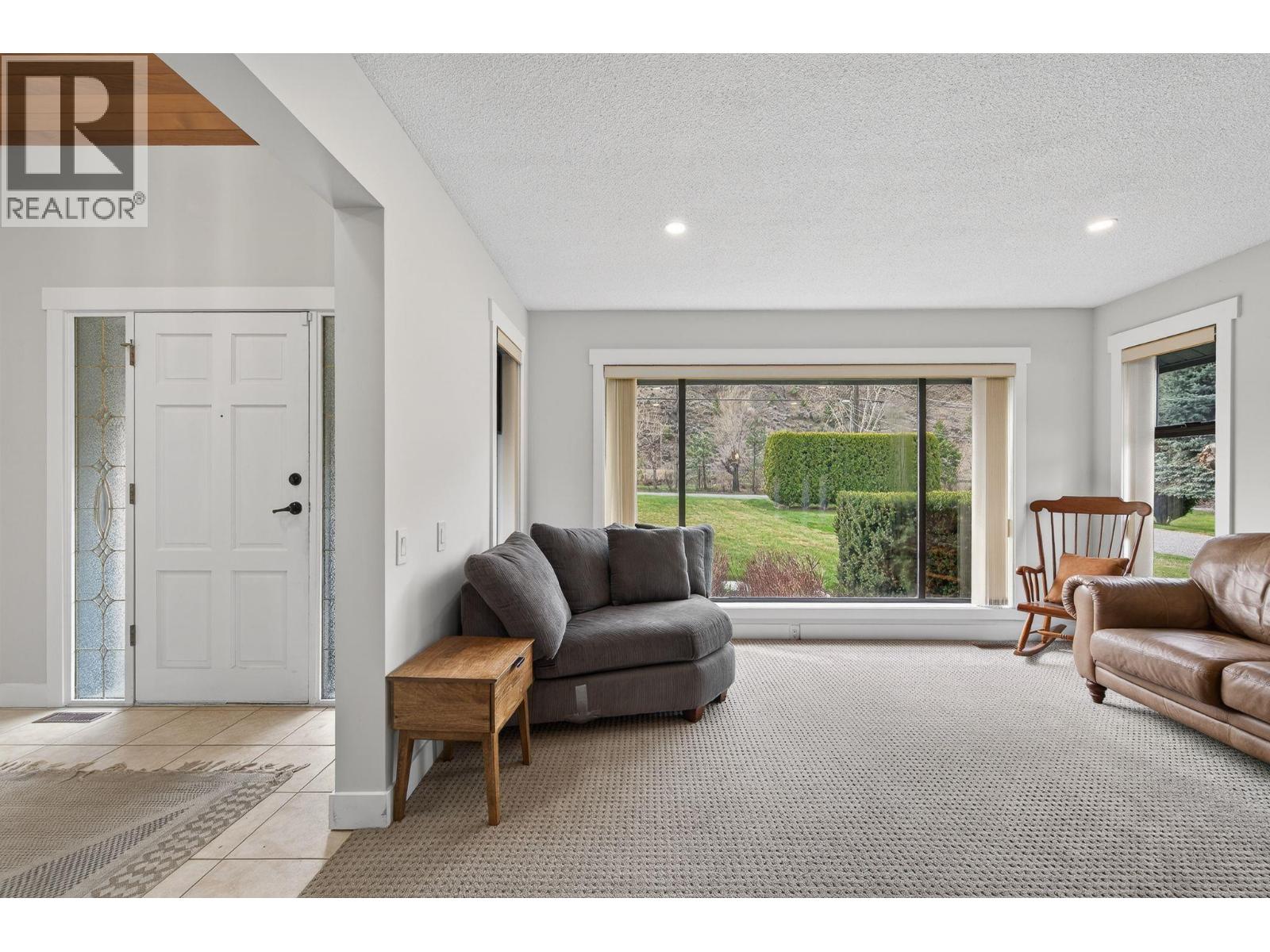 6948 Furrer Road, Kamloops, British Columbia  V2C 4V9 - Photo 8 - 10382057