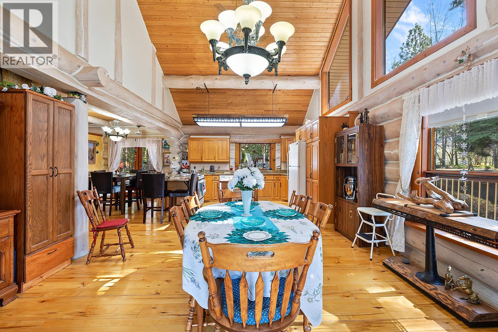 1958 Rykerts Road, Lister, British Columbia  V0B 1G2 - Photo 2 - 10381639