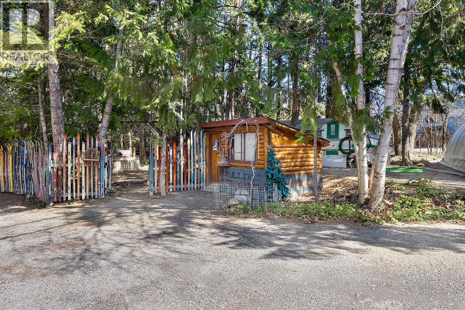 1958 Rykerts Road, Lister, British Columbia  V0B 1G2 - Photo 40 - 10381639