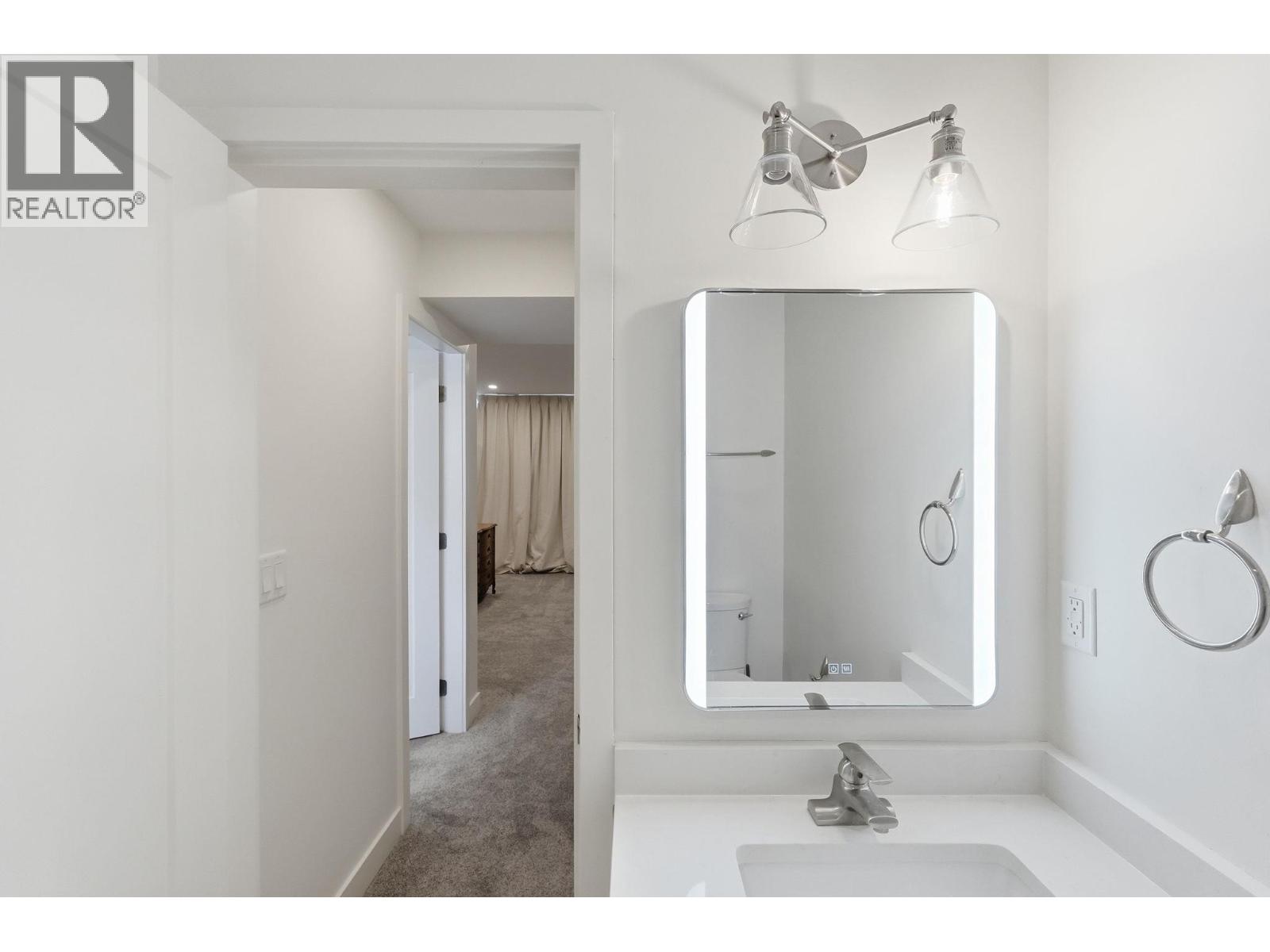 8913 Jubilee Drive, Osoyoos, British Columbia  V0H 1V2 - Photo 35 - 10380801