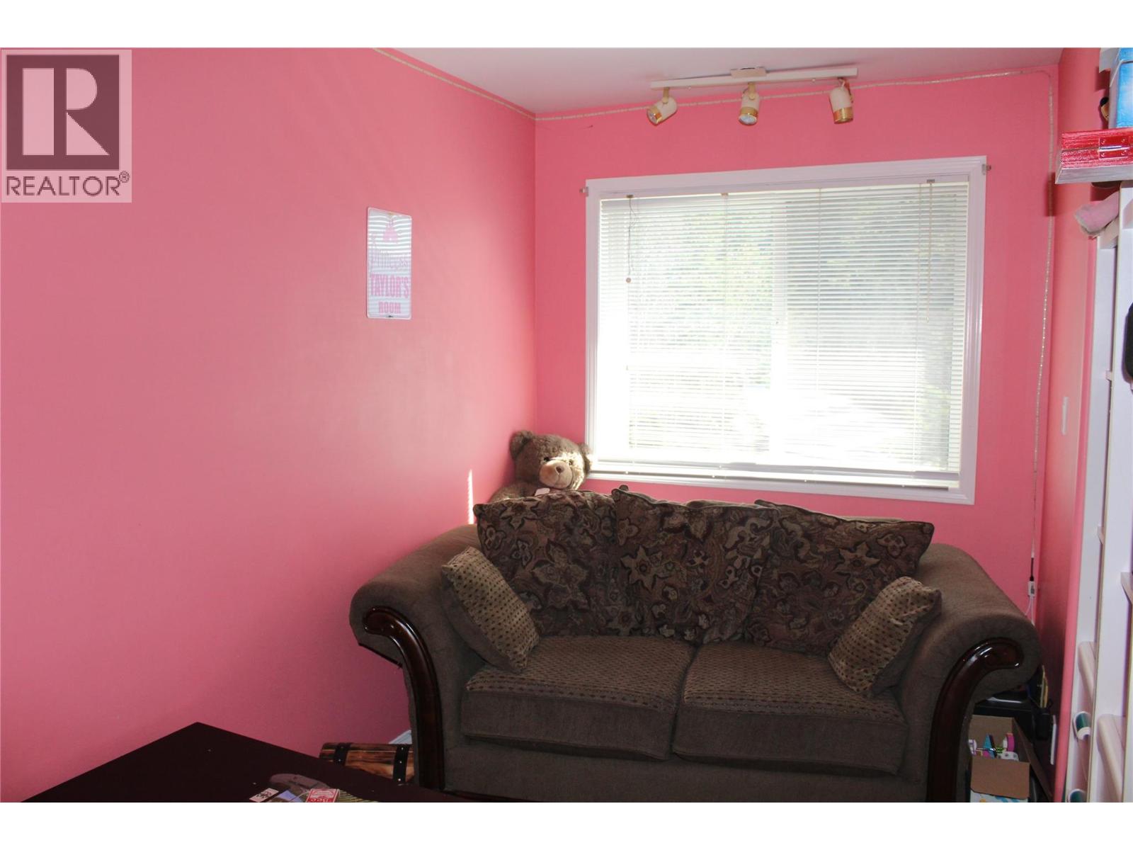 1021 12 Avenue Se, Salmon Arm, British Columbia  V1E 2C8 - Photo 18 - 10382208