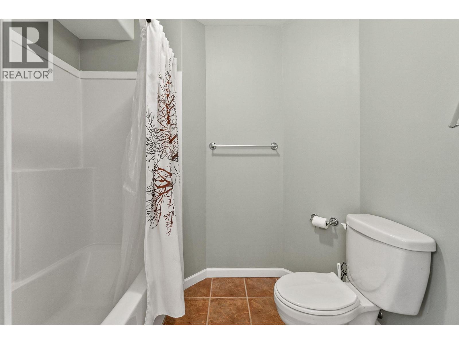 712 Creekside Road, Penticton, British Columbia  V2A 2C4 - Photo 45 - 10382150