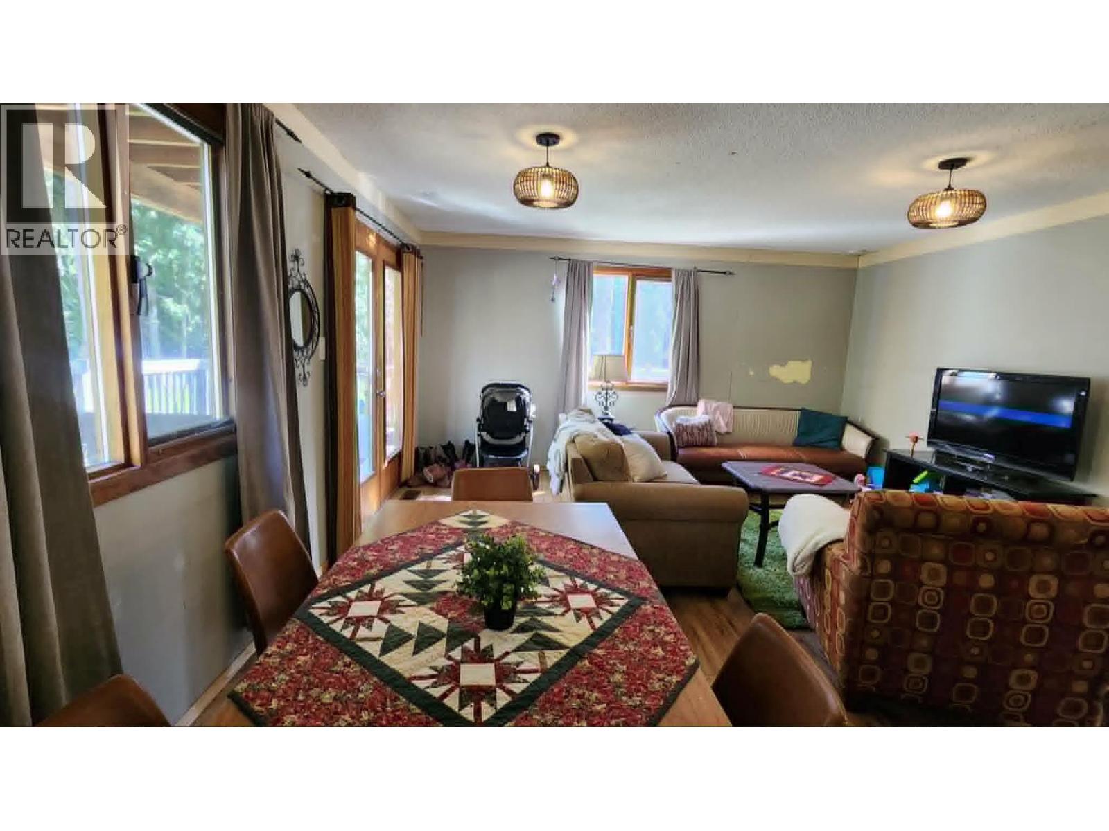63 Begbie Road, Cherryville, British Columbia  V0E 2G3 - Photo 21 - 10382151
