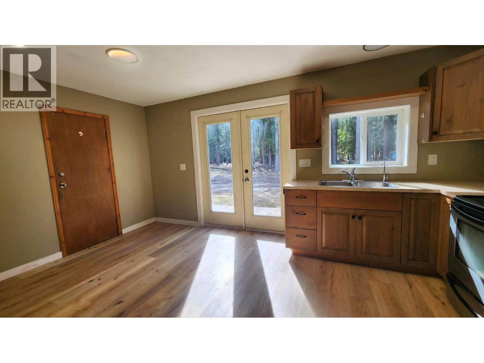 63 Begbie Road, Cherryville, British Columbia  V0E 2G3 - Photo 39 - 10382151