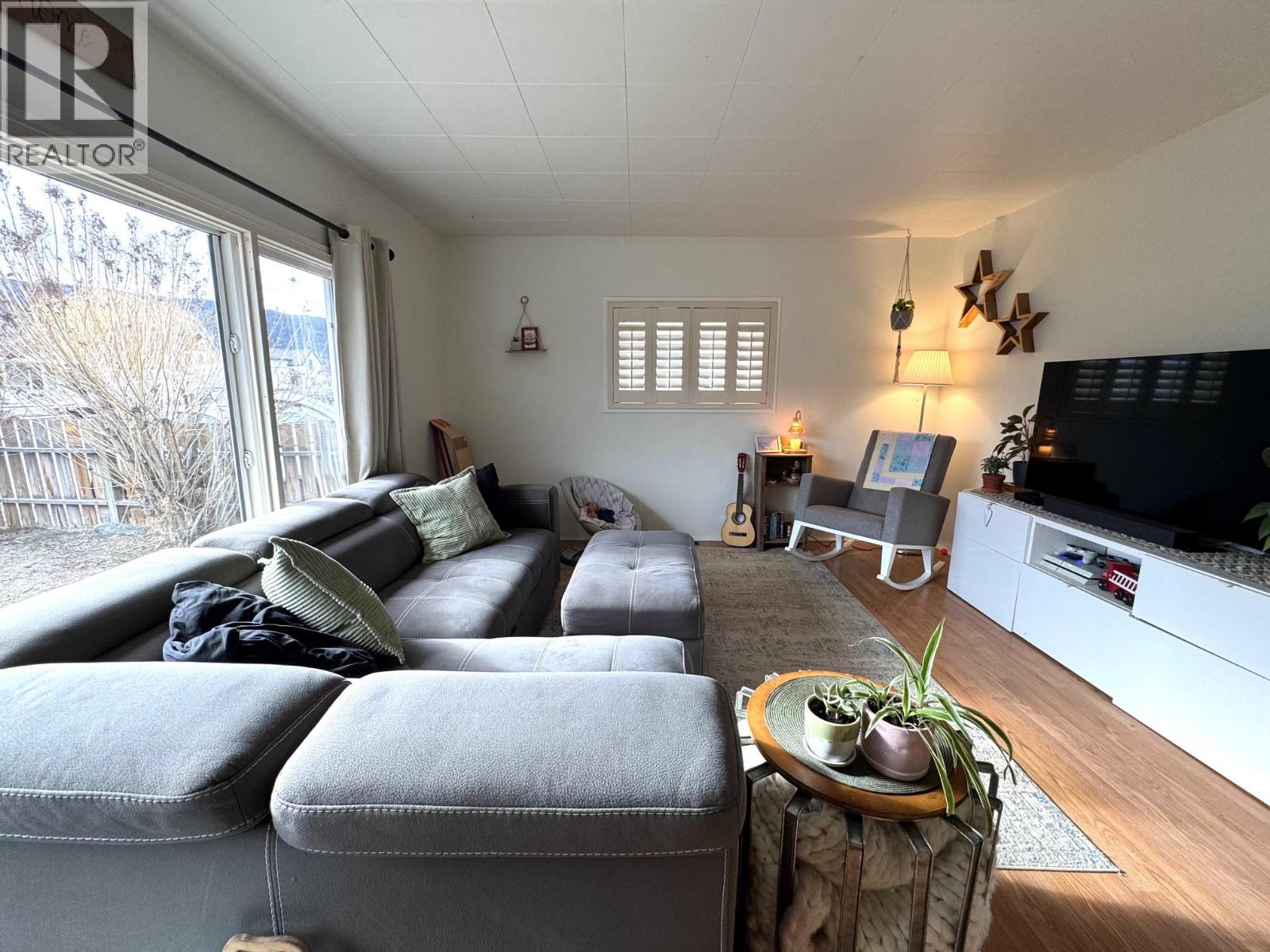 1963 Granite Avenue, Merritt, British Columbia  V1K 1B8 - Photo 9 - 10382056