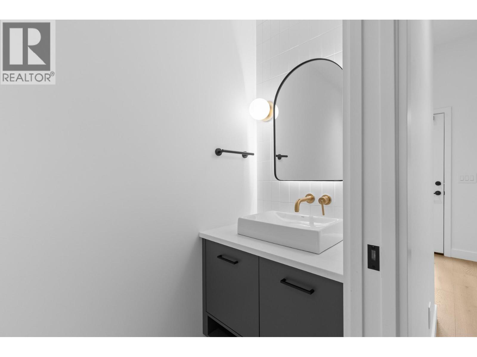 807 Francis Avenue, Kelowna, British Columbia  V1Y 5G6 - Photo 23 - 10382290