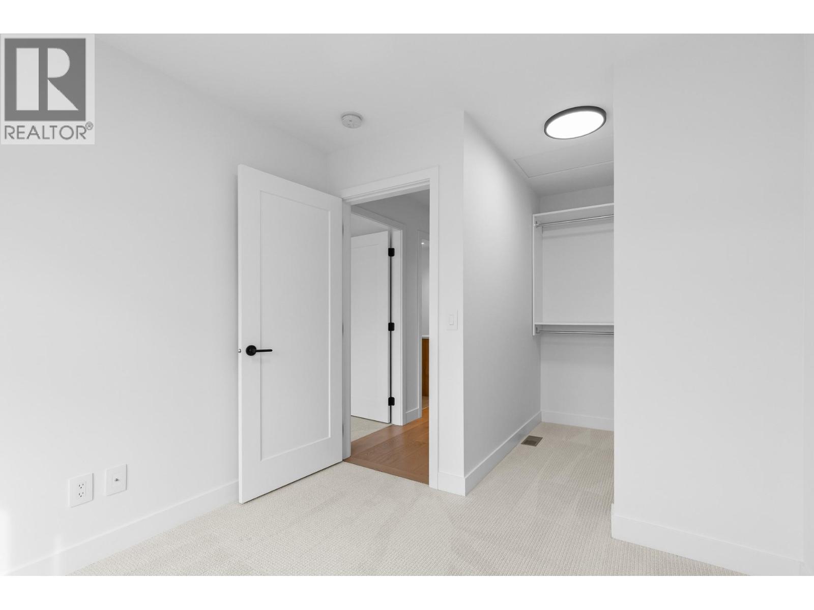 807 Francis Avenue, Kelowna, British Columbia  V1Y 5G6 - Photo 36 - 10382290