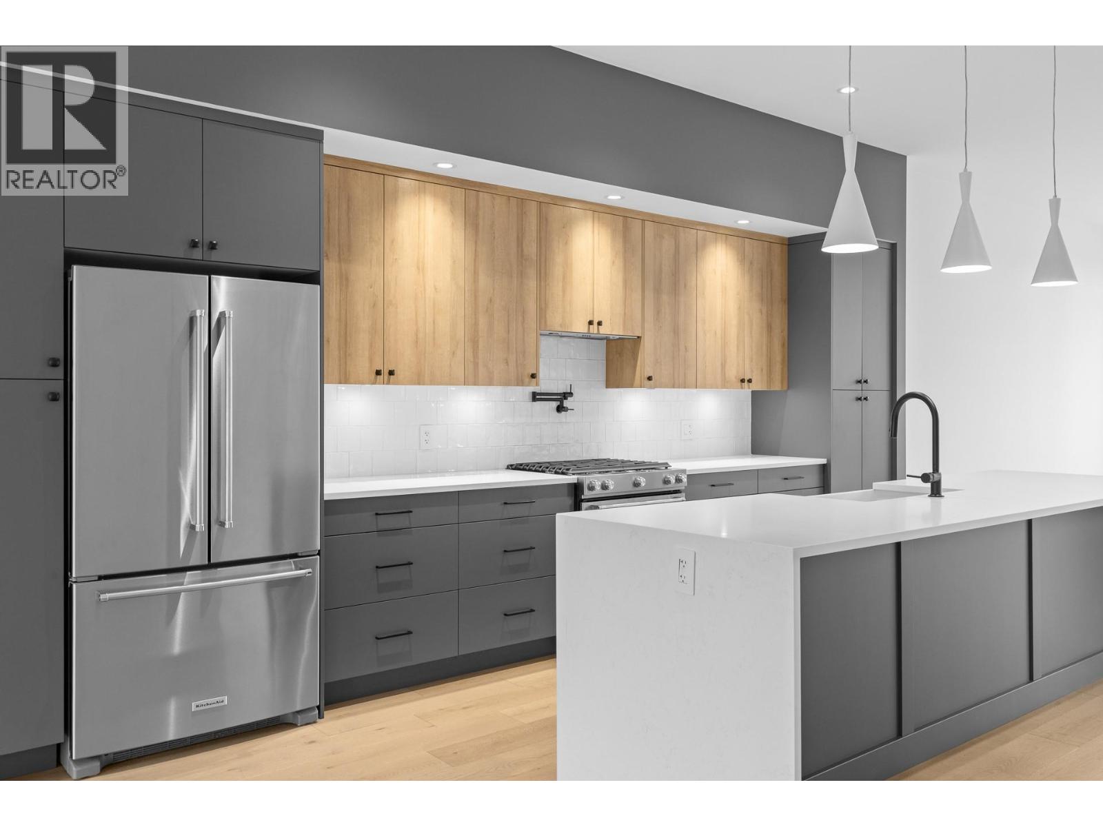 807 Francis Avenue, Kelowna, British Columbia  V1Y 5G6 - Photo 4 - 10382290