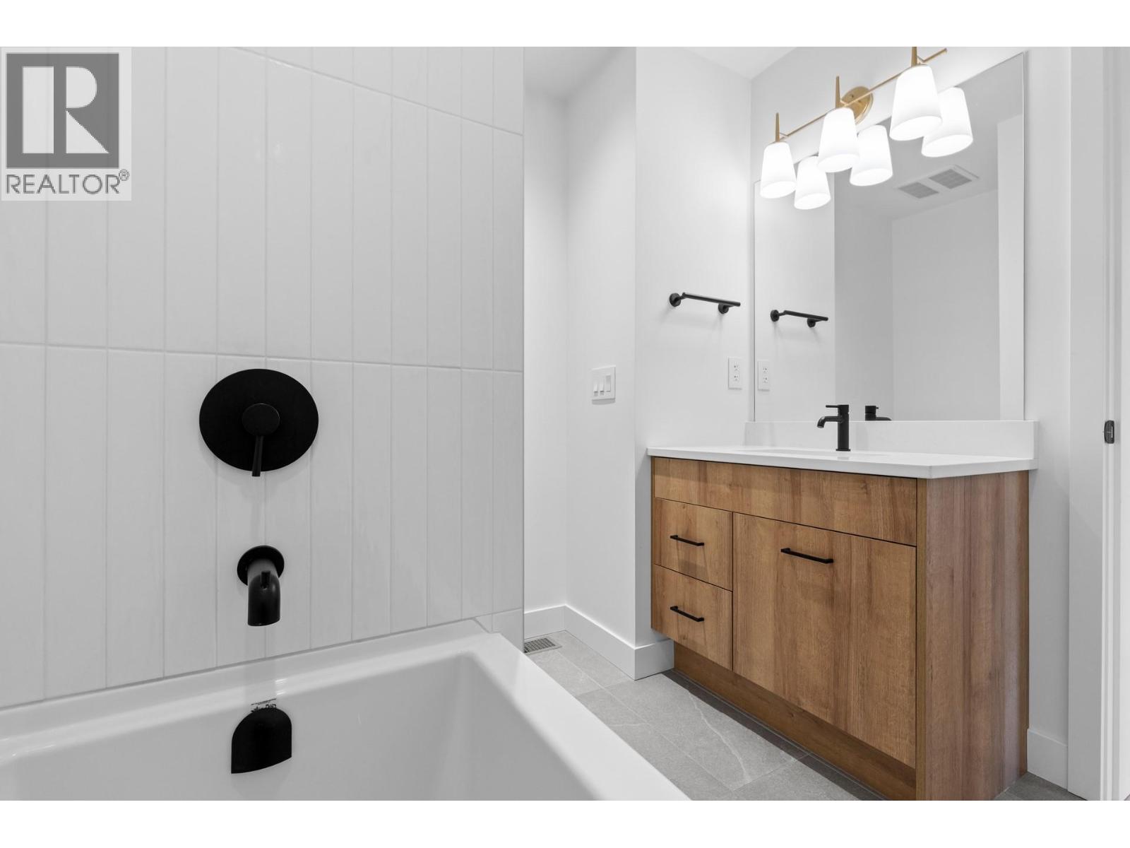 807 Francis Avenue, Kelowna, British Columbia  V1Y 5G6 - Photo 42 - 10382290