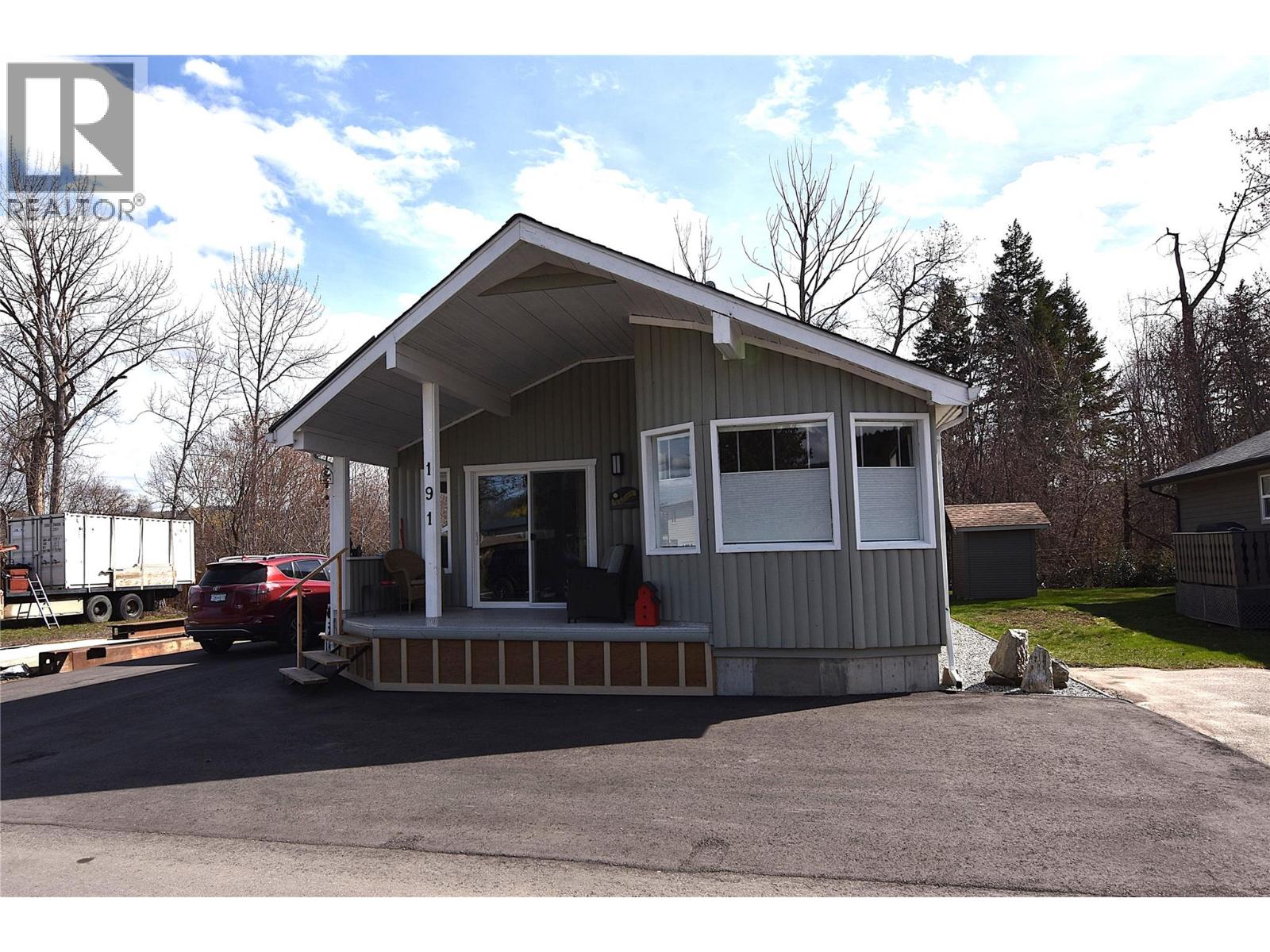 191 Falcon Avenue, Vernon, British Columbia  V1H 2A1 - Photo 2 - 10382212