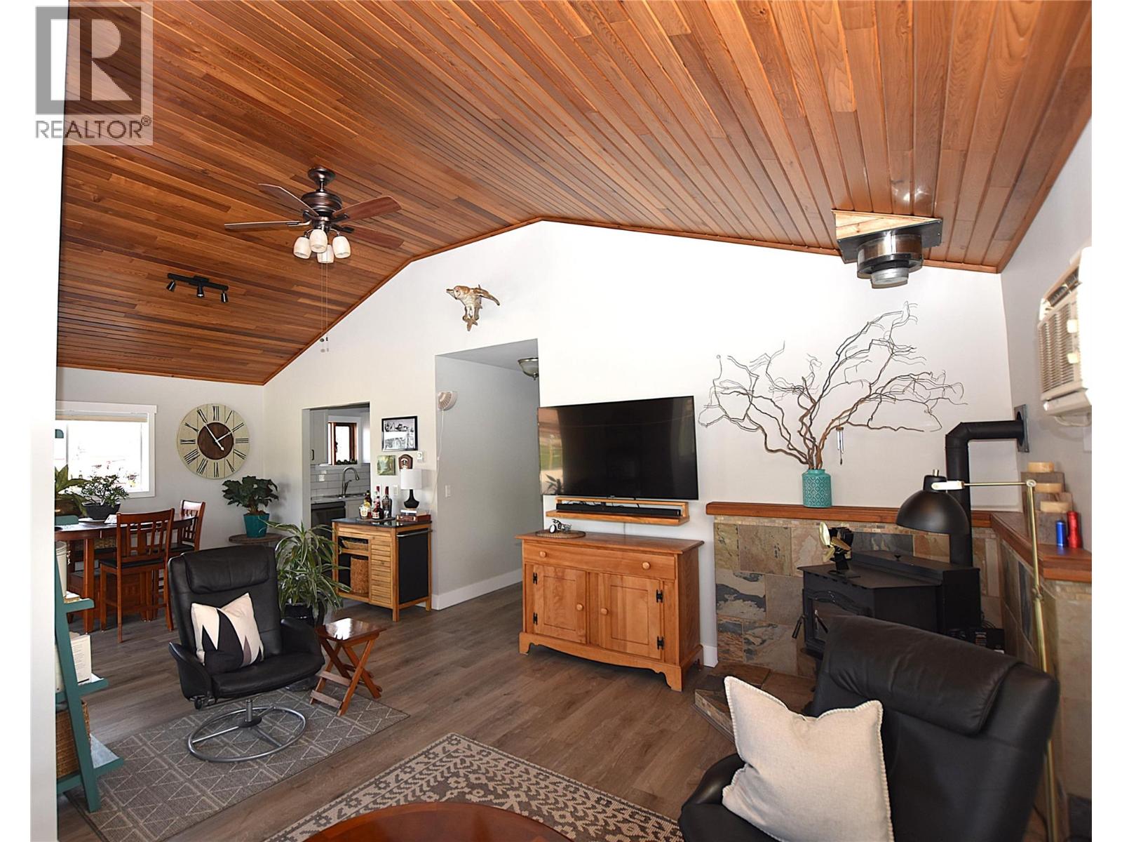 191 Falcon Avenue, Vernon, British Columbia  V1H 2A1 - Photo 6 - 10382212