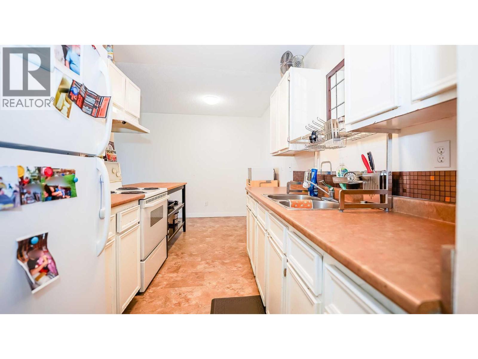 1595 Summit Drive Unit# 18, Kamloops, British Columbia  V2C 1E9 - Photo 7 - 10382314