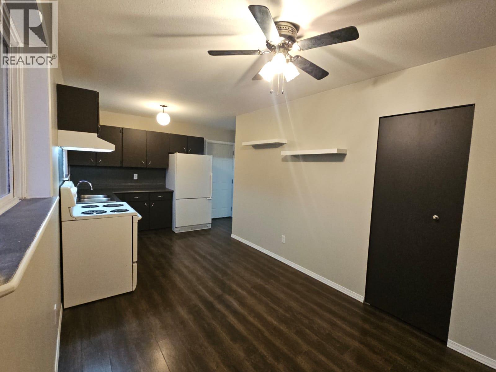 4801 52 Avenue Sw, Chetwynd, British Columbia  V0C 1J0 - Photo 10 - 10382300