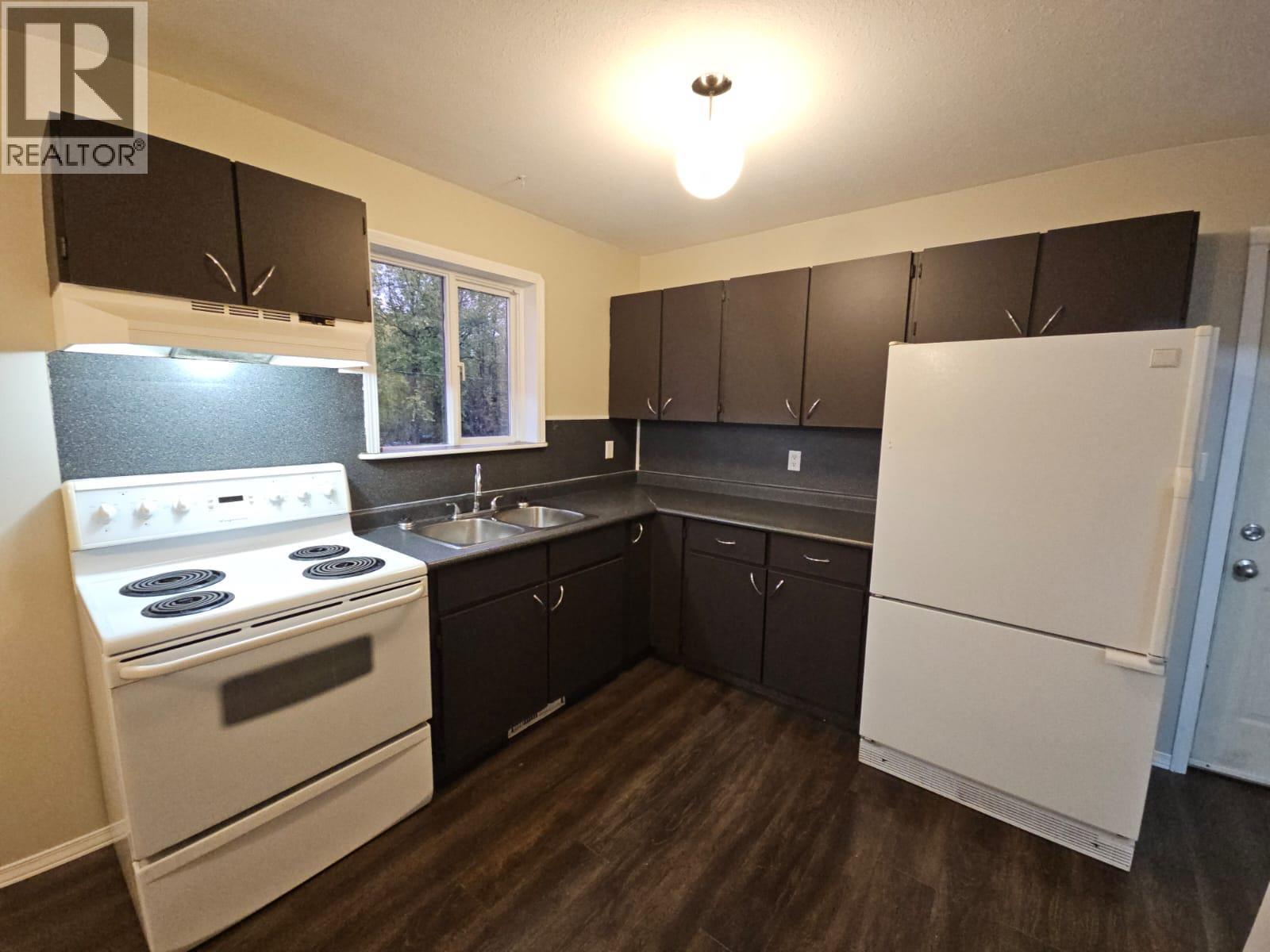 4801 52 Avenue Sw, Chetwynd, British Columbia  V0C 1J0 - Photo 12 - 10382300