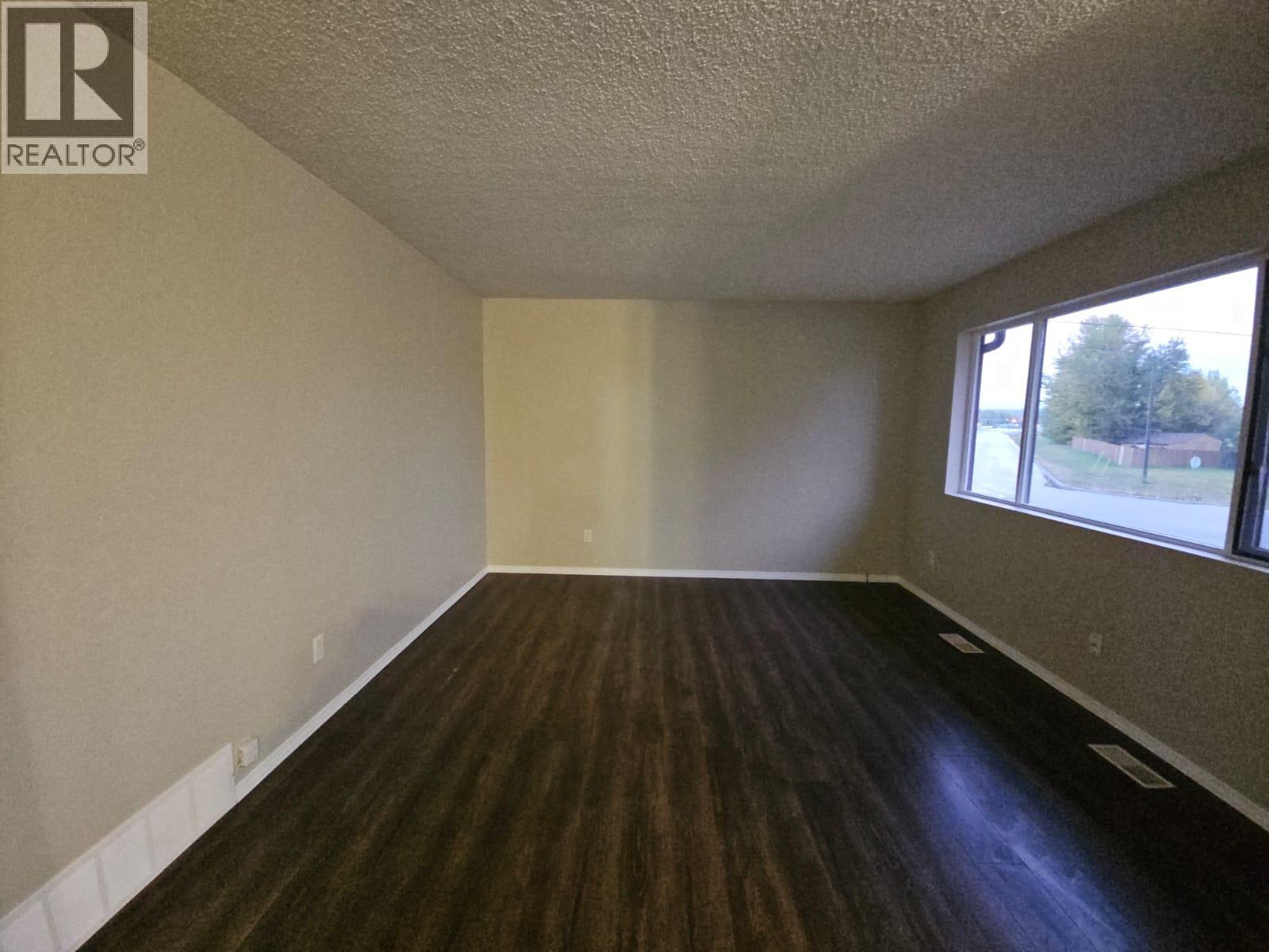 4801 52 Avenue Sw, Chetwynd, British Columbia  V0C 1J0 - Photo 4 - 10382300