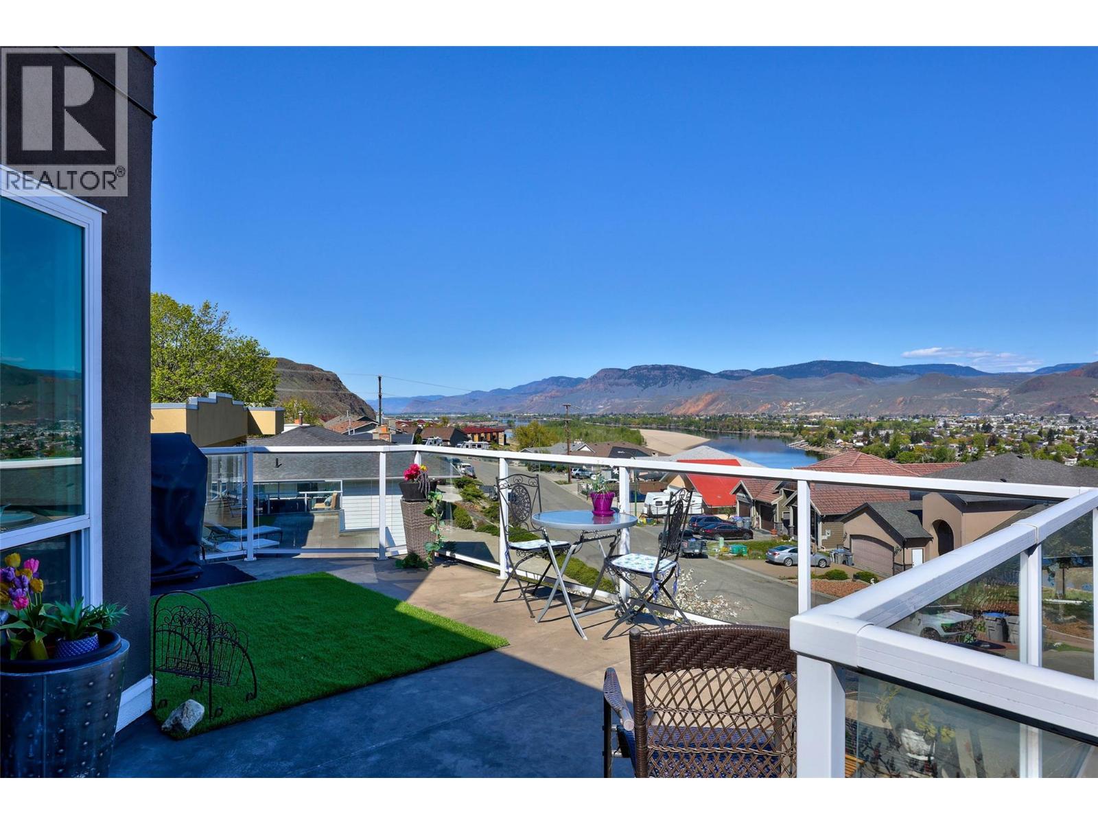 707 Chaparral Place, Kamloops, British Columbia  V2C 5Y3 - Photo 10 - 10382063