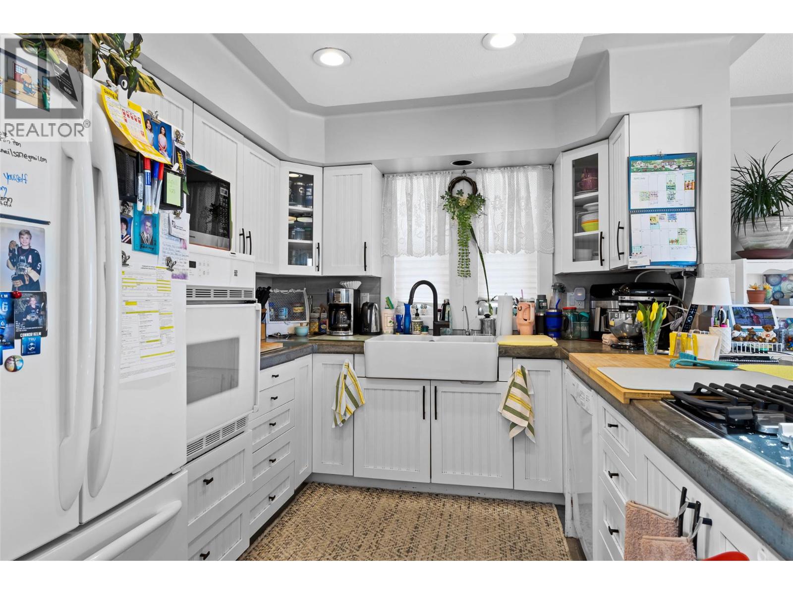 707 Chaparral Place, Kamloops, British Columbia  V2C 5Y3 - Photo 8 - 10382063