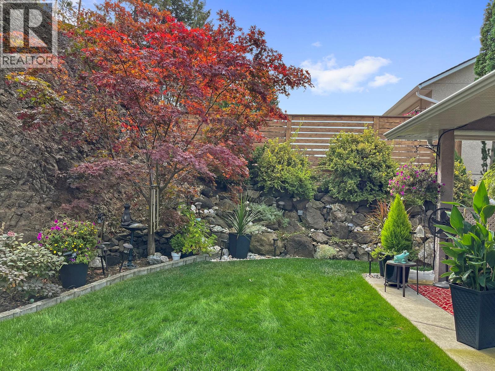 393 Rio Drive S, Kelowna, British Columbia  V1V 2L2 - Photo 19 - 10381766