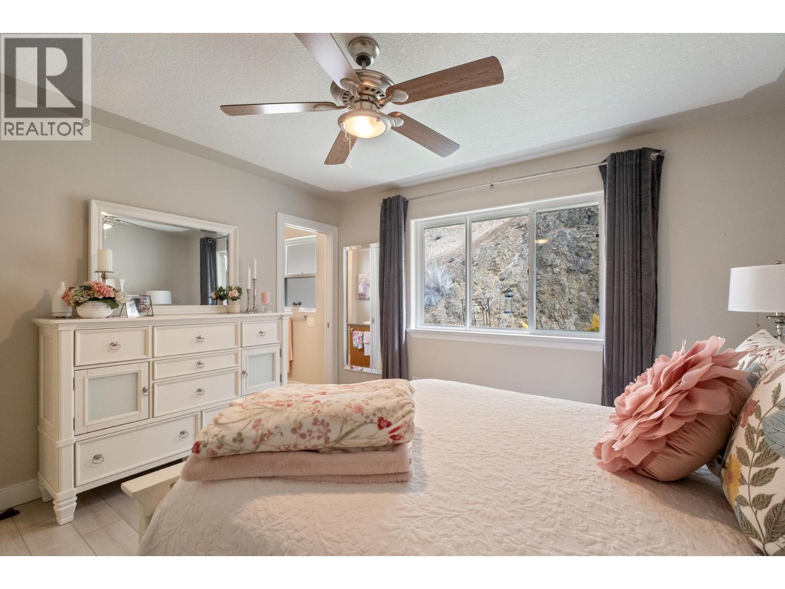 393 Rio Drive S, Kelowna, British Columbia  V1V 2L2 - Photo 22 - 10381766