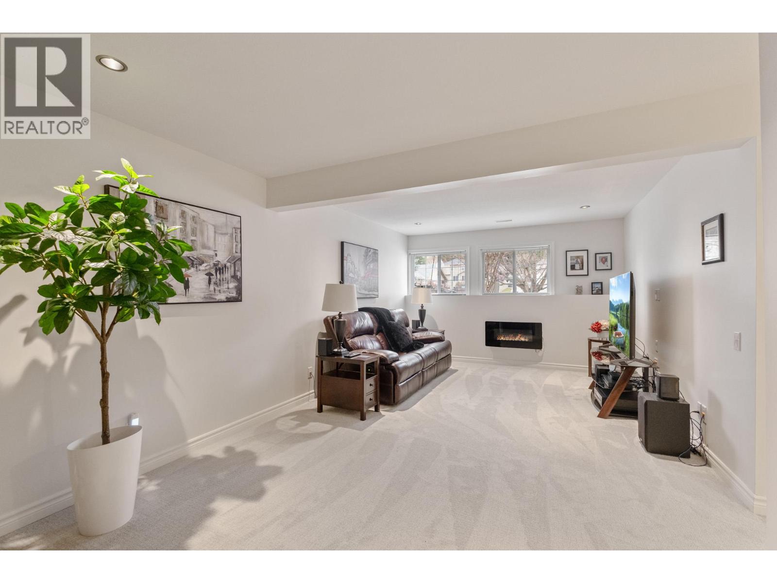 393 Rio Drive S, Kelowna, British Columbia  V1V 2L2 - Photo 31 - 10381766